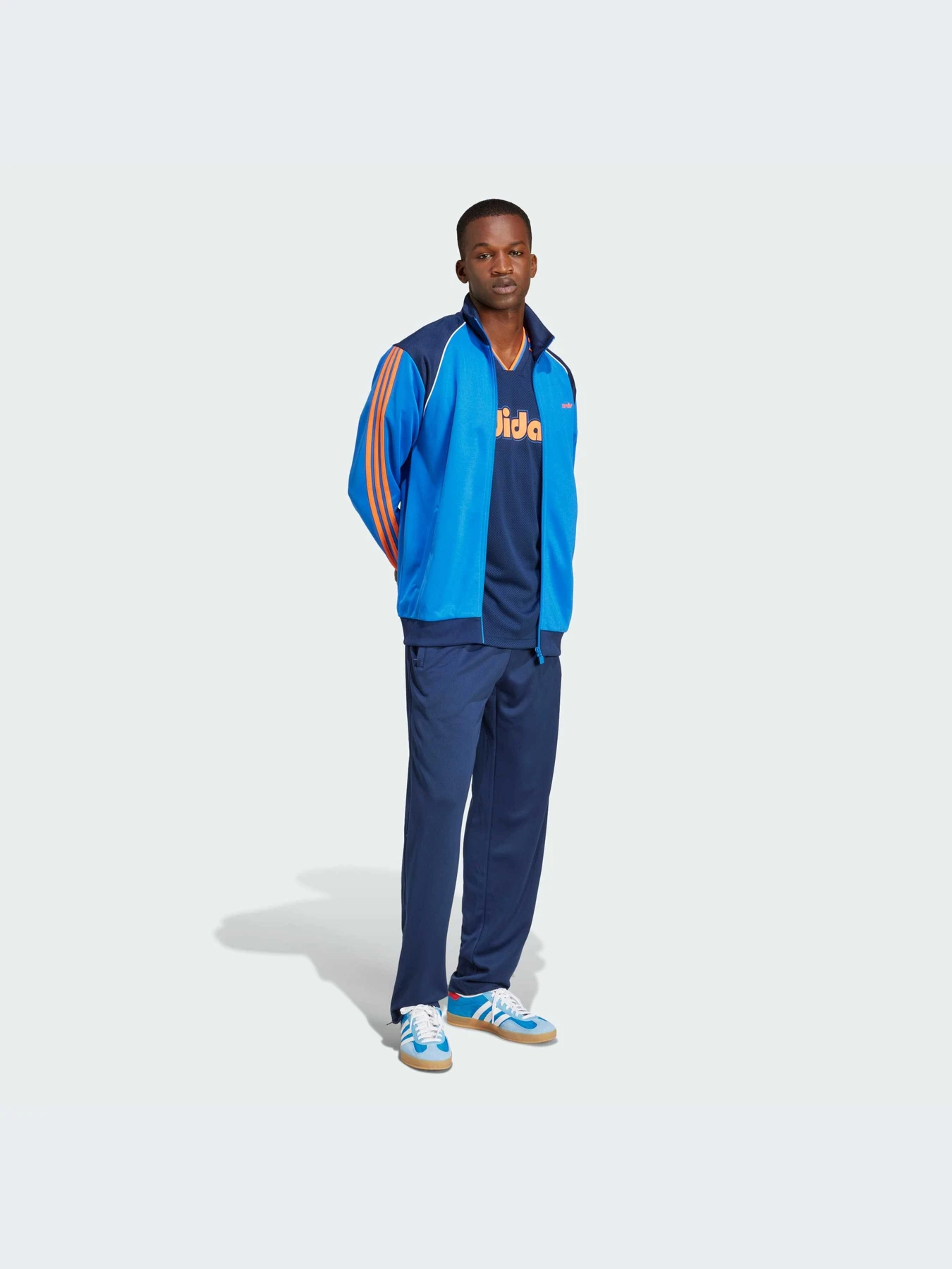 Худи и свитшоты Adidas модель JC8387-KZ Худи и свитшоты Adidas модель JC8387-KZ Фото