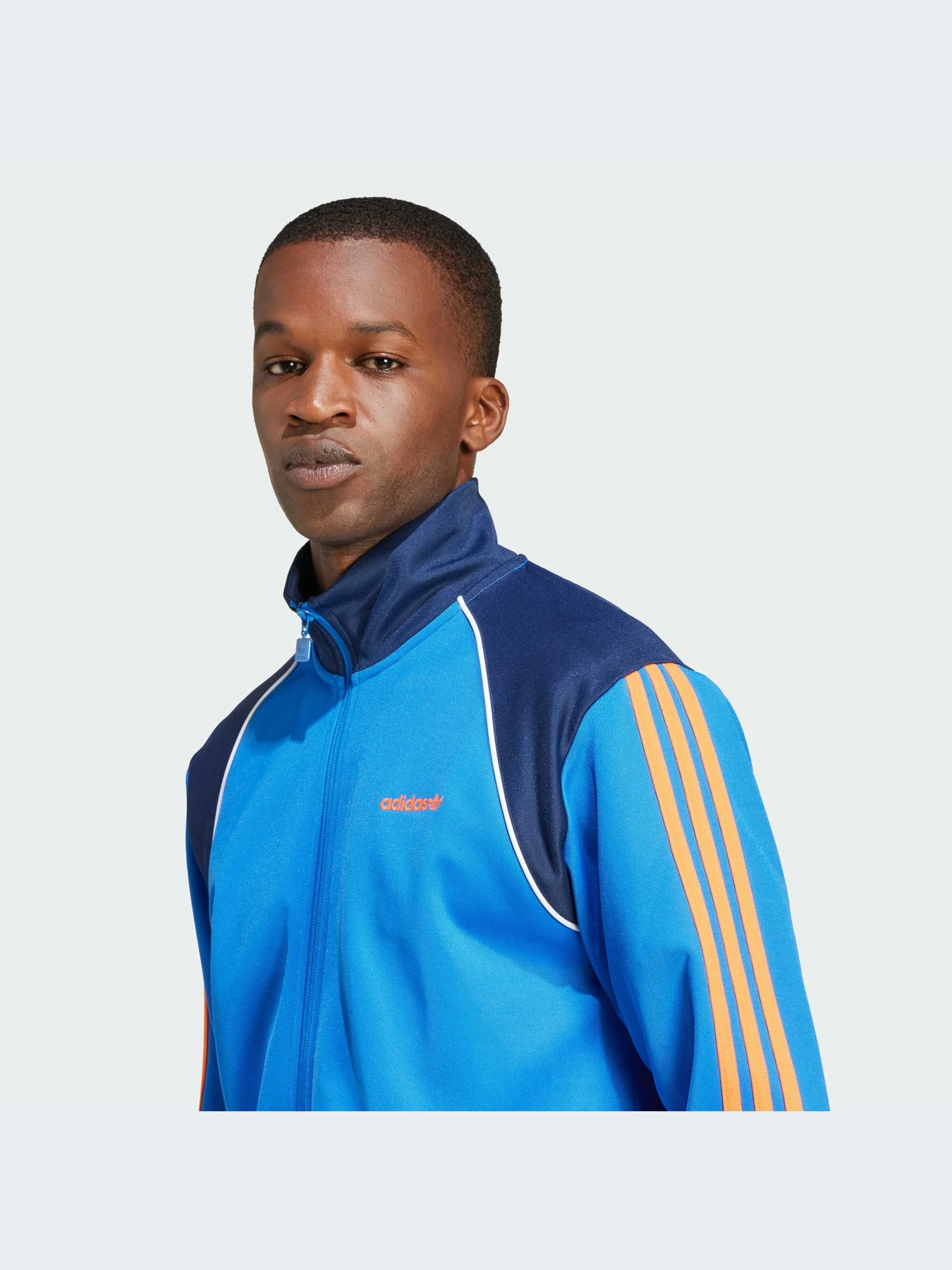 Худи и свитшоты Adidas модель JC8387-KZ Худи и свитшоты Adidas модель JC8387-KZ Фото
