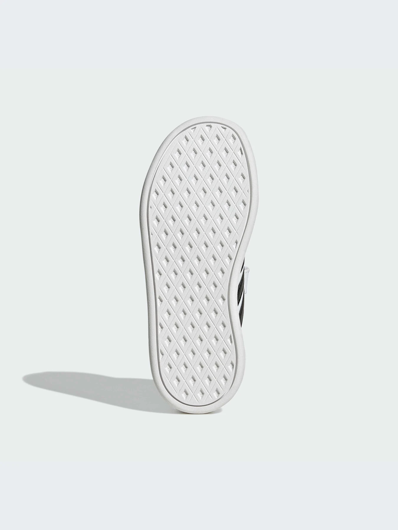 Кроссовки Adidas модель JQ3049-KZ Кроссовки Adidas модель JQ3049-KZ Фото