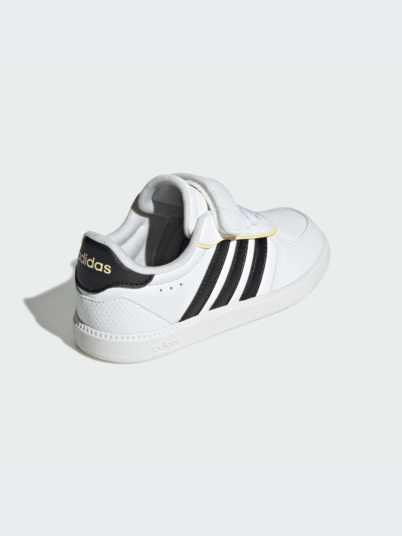 Кроссовки Adidas модель JQ3049-KZ Кроссовки Adidas модель JQ3049-KZ Фото