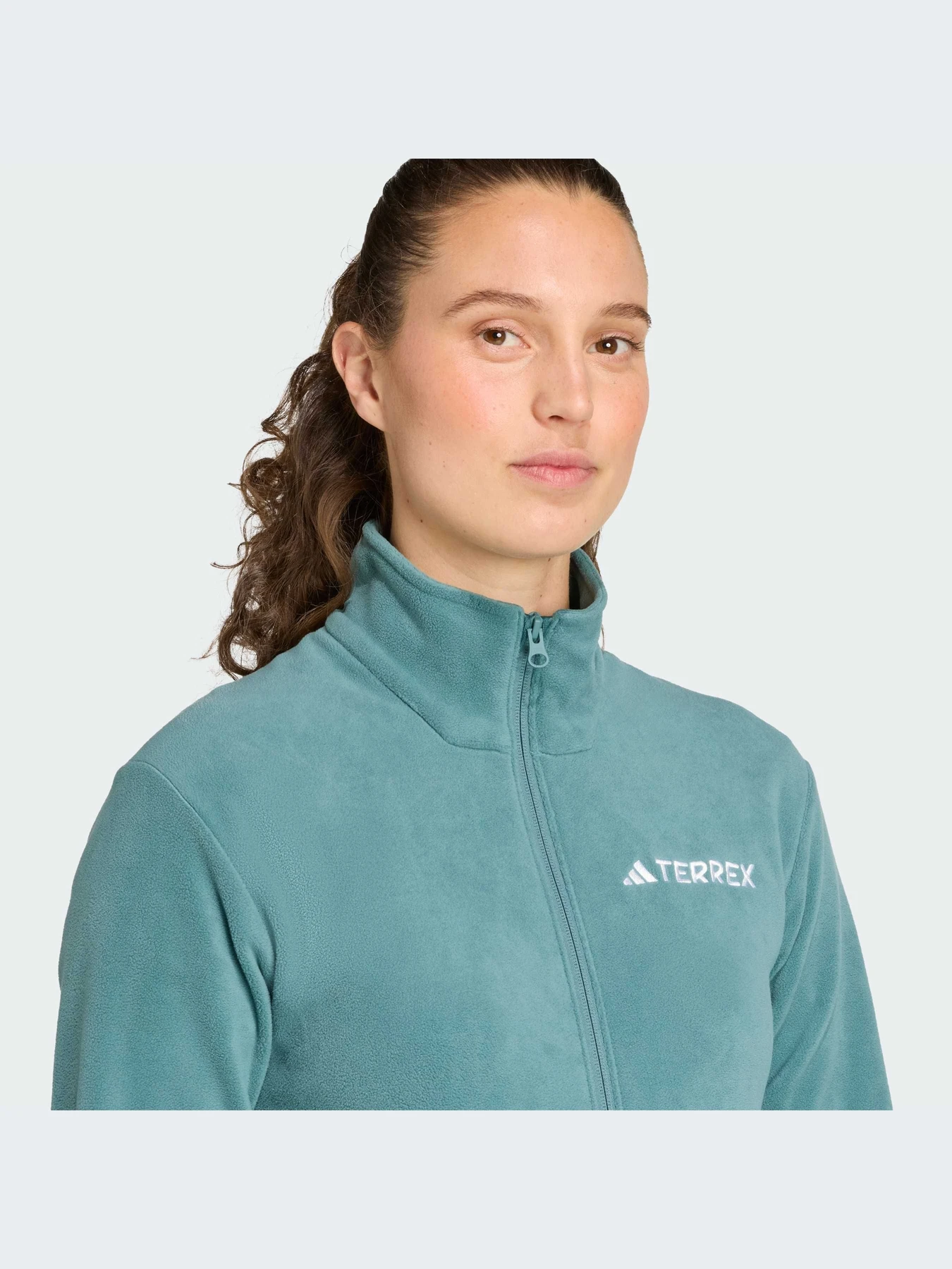 Худи и свитшоты Adidas модель JM3111-KZ Худи и свитшоты Adidas модель JM3111-KZ Фото