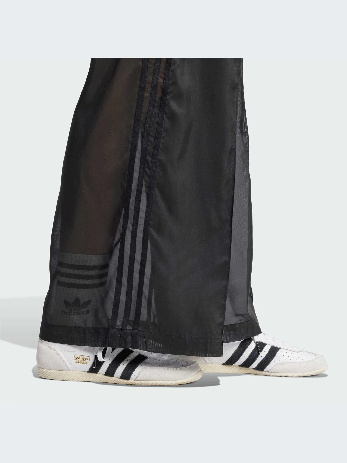 Брюки Adidas Adicolor модель JN6124-KZ Брюки Adidas Adicolor модель JN6124-KZ Фото