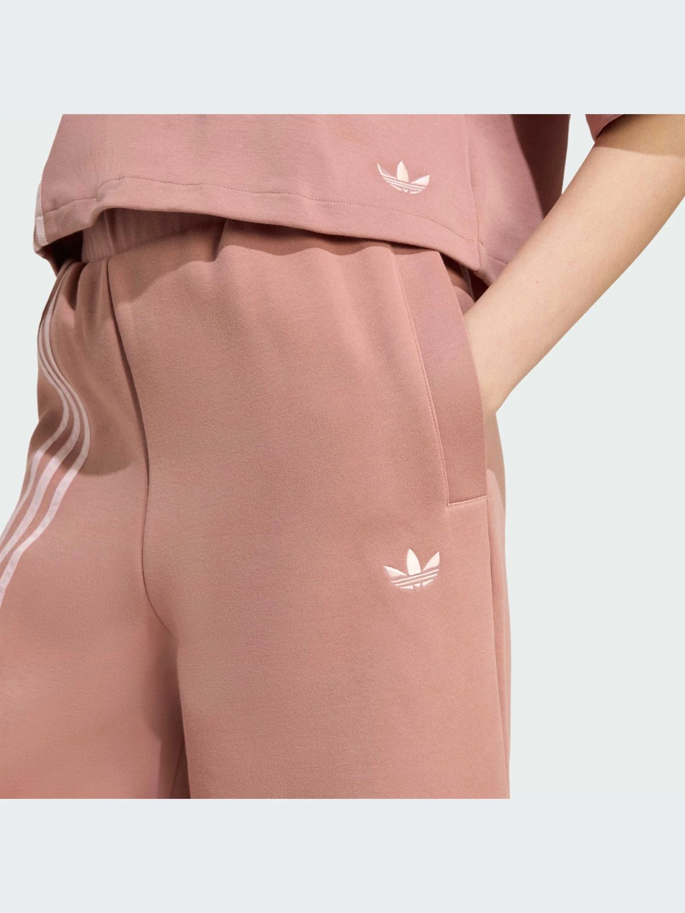 Брюки Adidas 3 Stripes модель JW3621-KZ Брюки Adidas 3 Stripes модель JW3621-KZ Фото