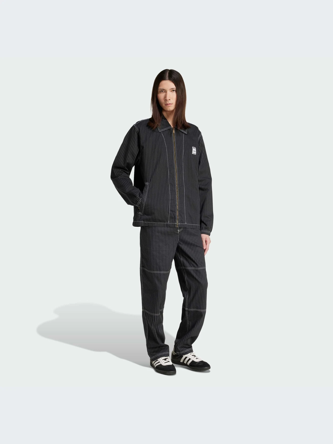 Куртки и дубленки Adidas Graphics модель JP4485-KZ Куртки и дубленки Adidas Graphics модель JP4485-KZ Фото