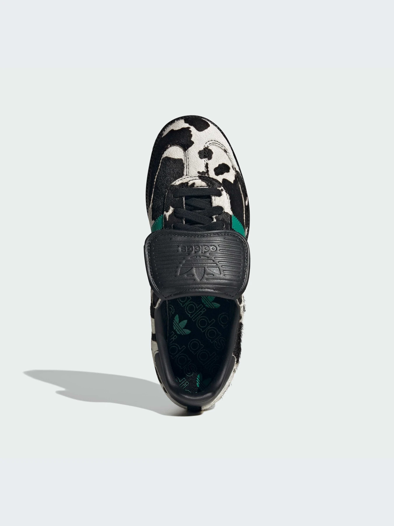 Кроссовки Adidas модель JS3930-KZ Кроссовки Adidas модель JS3930-KZ Фото