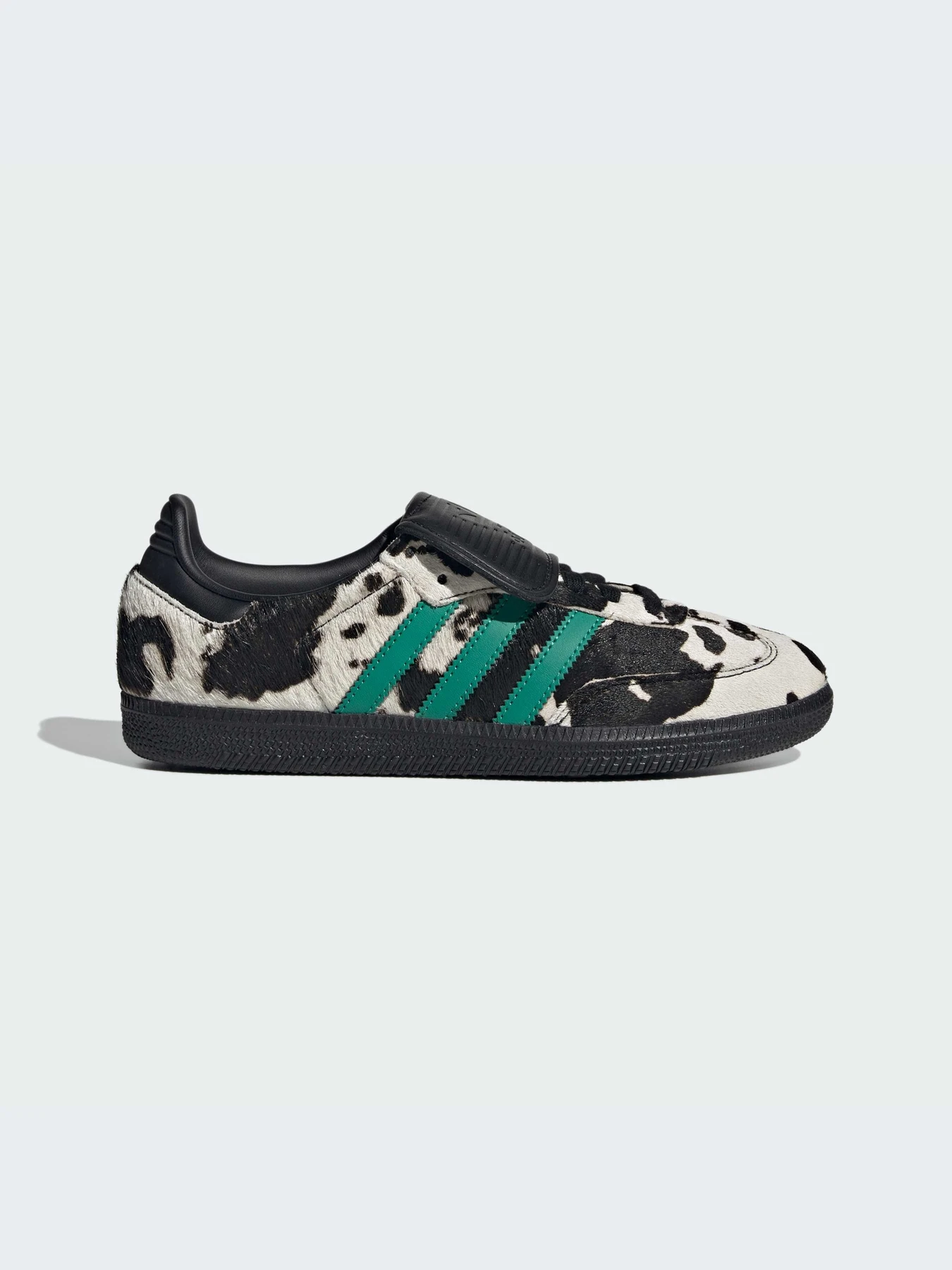 Кроссовки Adidas модель JS3930-KZ Кроссовки Adidas модель JS3930-KZ Фото