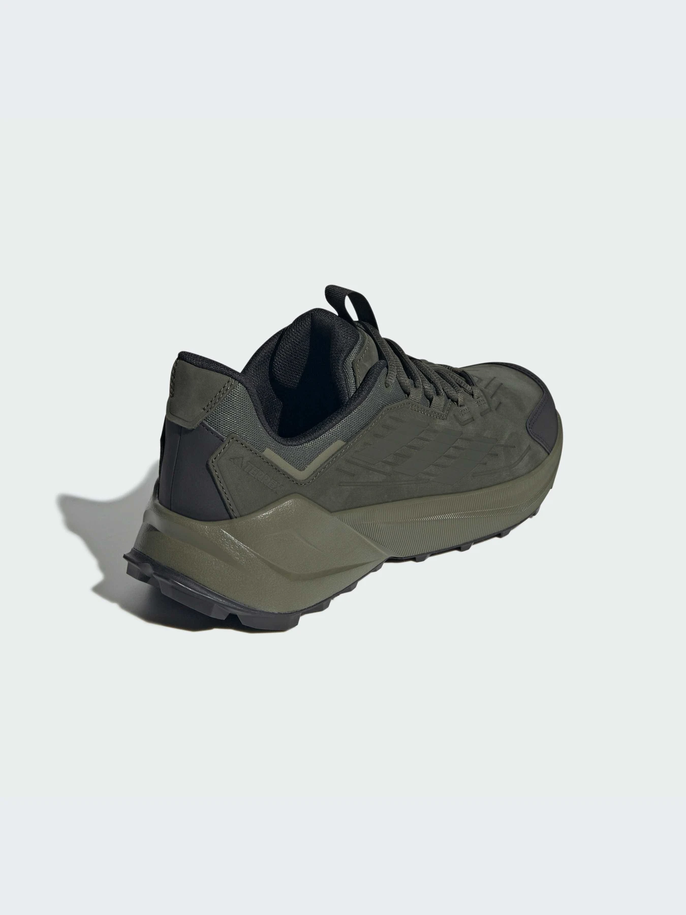 Кроссовки Adidas модель JQ9918-KZ Кроссовки Adidas модель JQ9918-KZ Фото