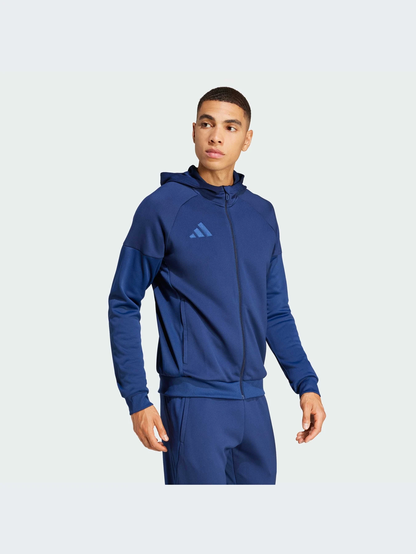 Худи и свитшоты Adidas Tiro модель JC5131-KZ Худи и свитшоты Adidas Tiro модель JC5131-KZ Фото