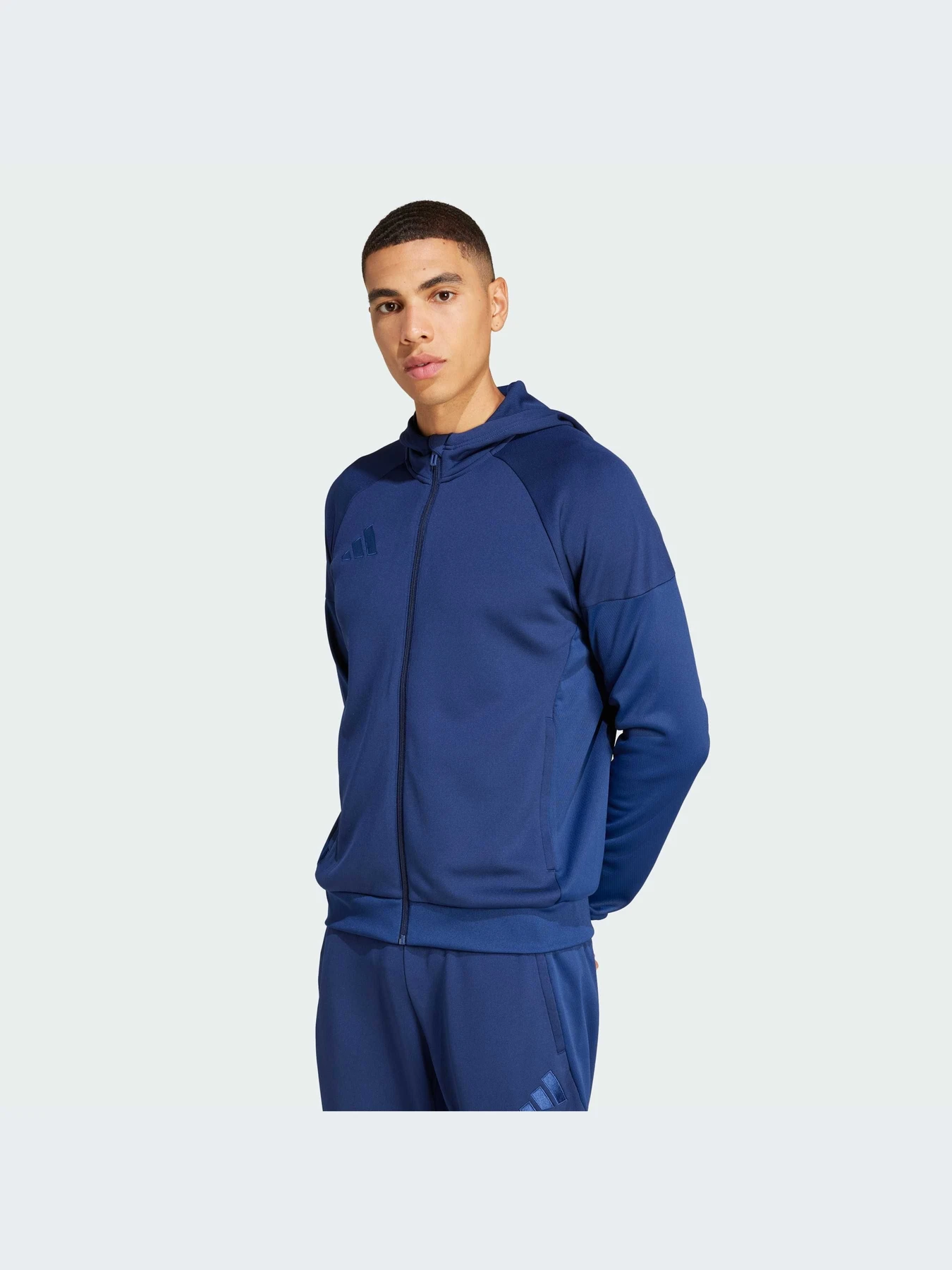 Худи и свитшоты Adidas Tiro модель JC5131-KZ Худи и свитшоты Adidas Tiro модель JC5131-KZ Фото