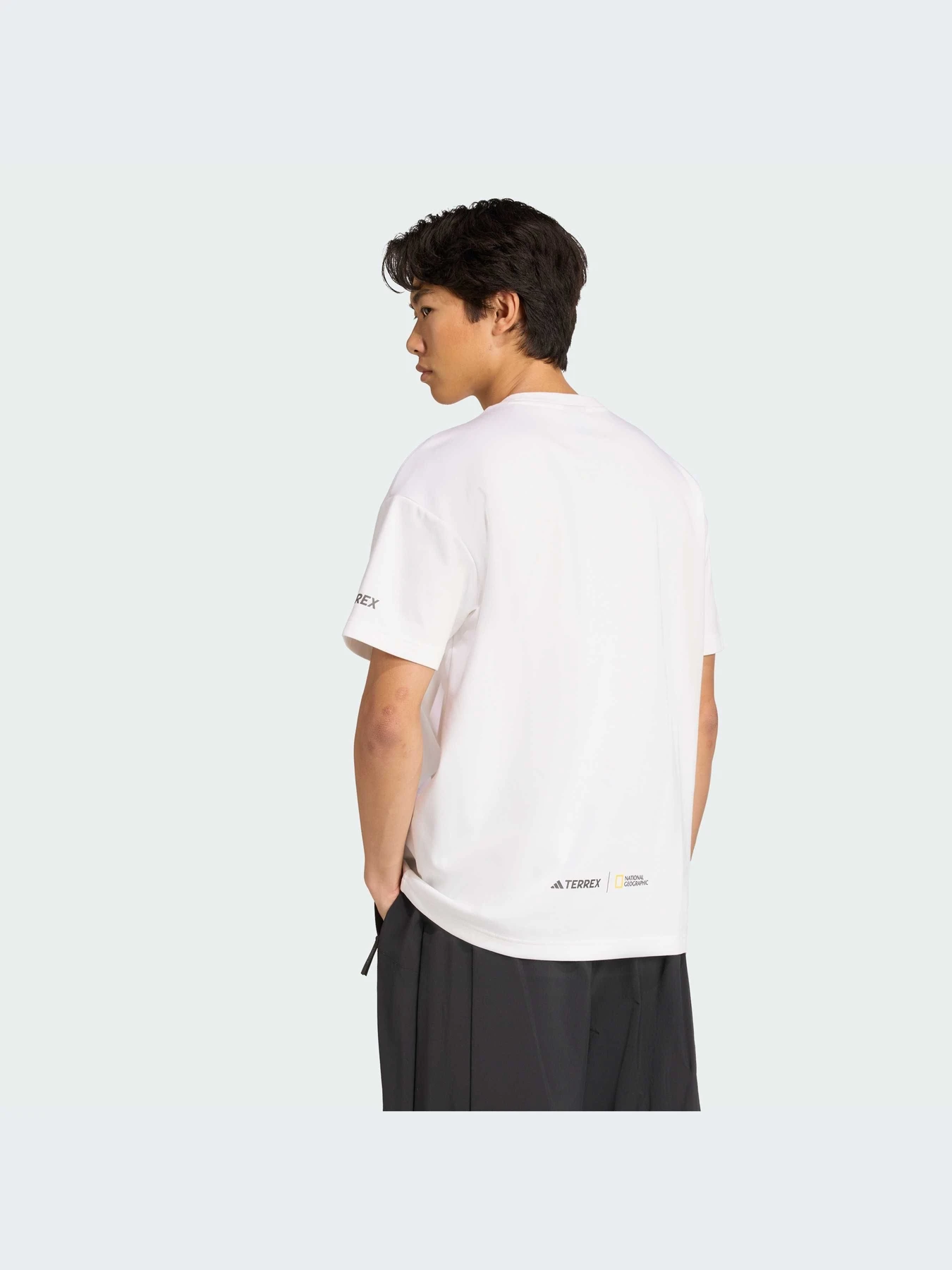Футболки и поло Adidas модель KC2349-KZ Футболки и поло Adidas модель KC2349-KZ Фото