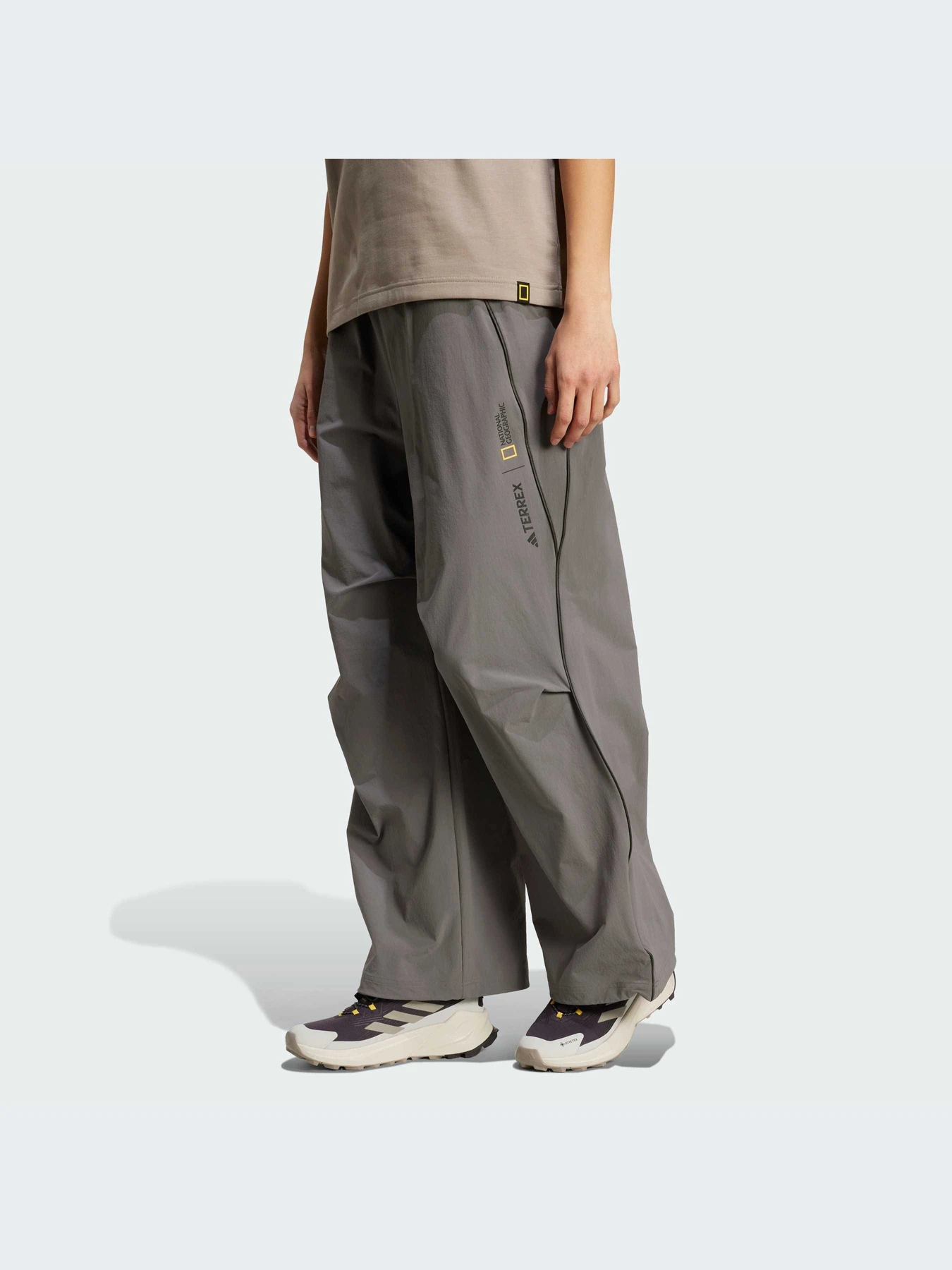 Брюки Adidas модель KC2338-KZ Брюки Adidas модель KC2338-KZ Фото