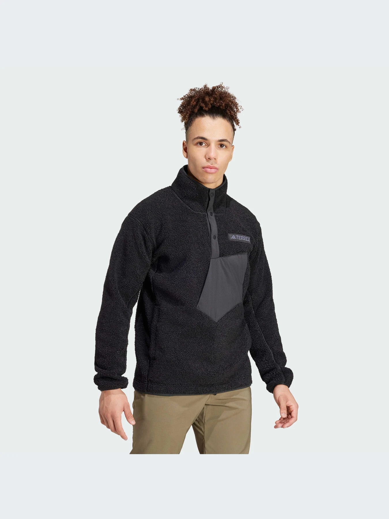 Худи и свитшоты Adidas модель IW0231-KZ Худи и свитшоты Adidas модель IW0231-KZ Фото