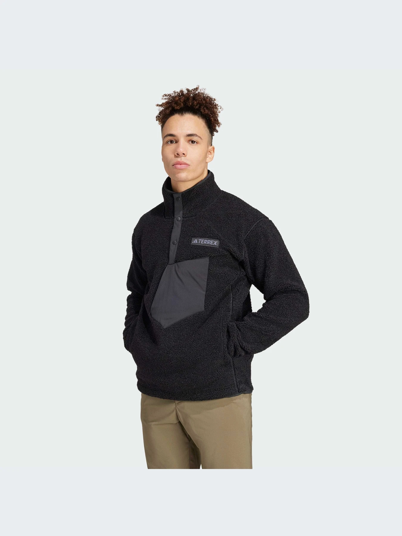 Худи и свитшоты Adidas модель IW0231-KZ Худи и свитшоты Adidas модель IW0231-KZ Фото