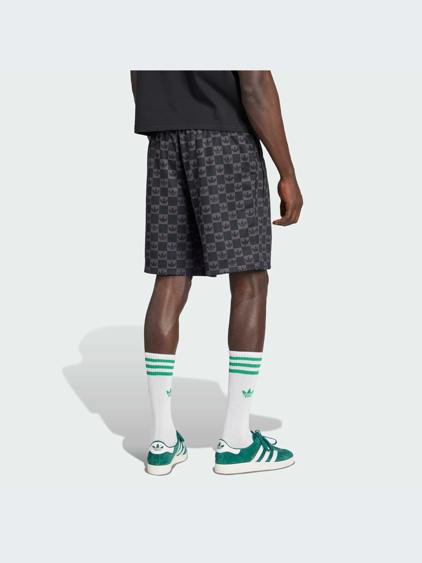 Шорты Adidas Graphics модель JY2986-KZ Шорты Adidas Graphics модель JY2986-KZ Фото
