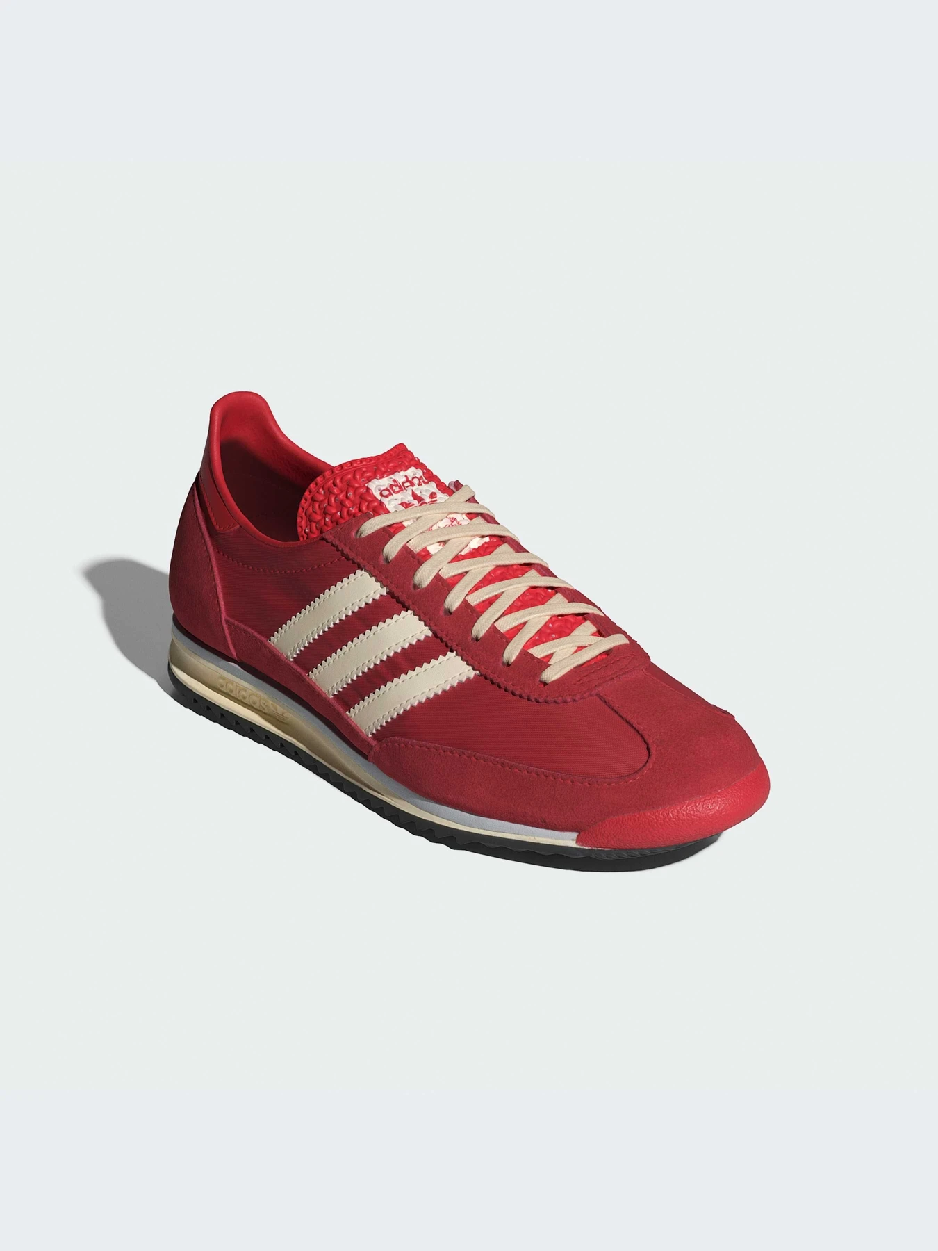 Кроссовки Adidas модель IE3475-KZ Кроссовки Adidas модель IE3475-KZ Фото