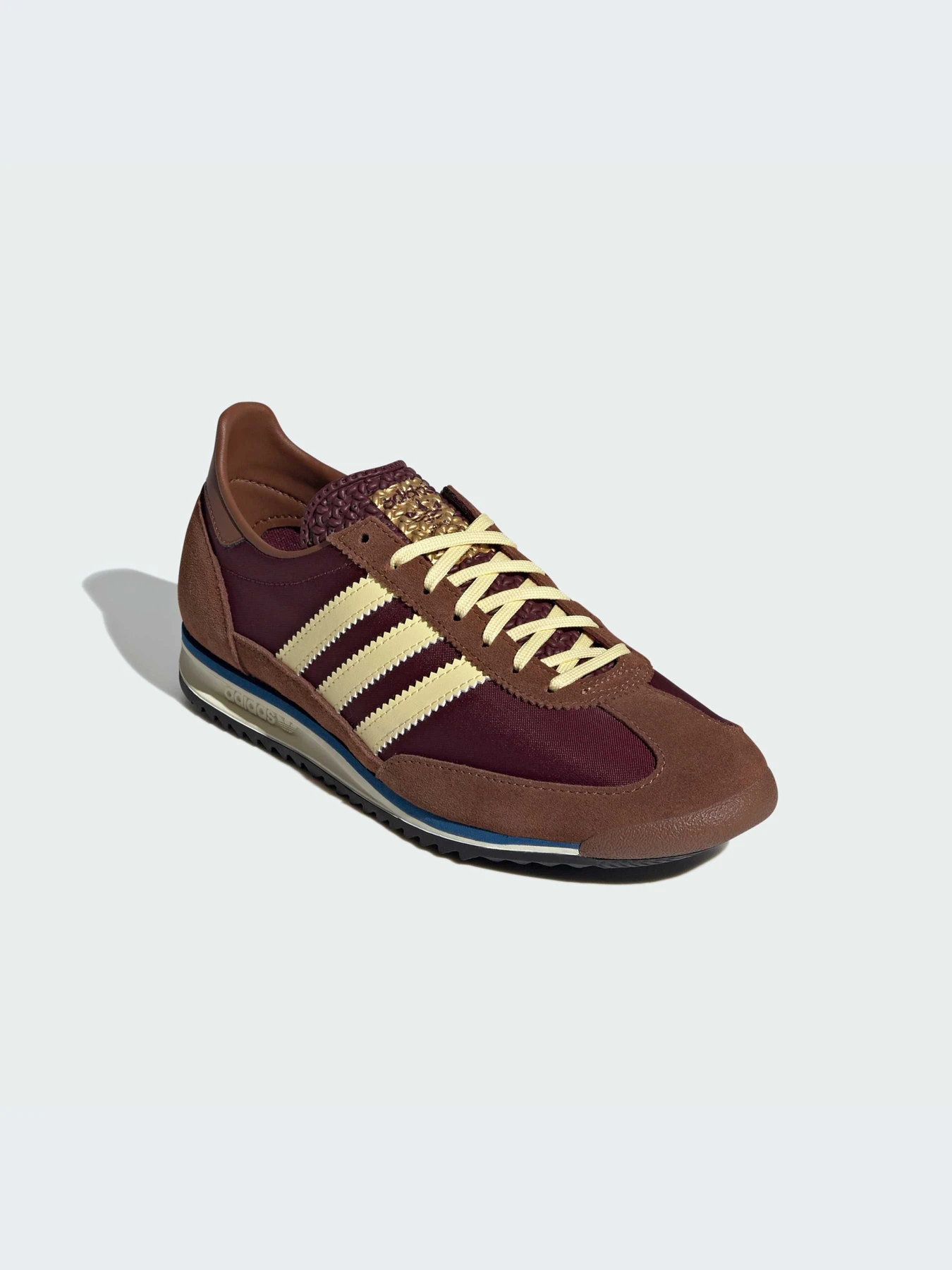 Кроссовки Adidas модель IE3425-KZ Кроссовки Adidas модель IE3425-KZ Фото