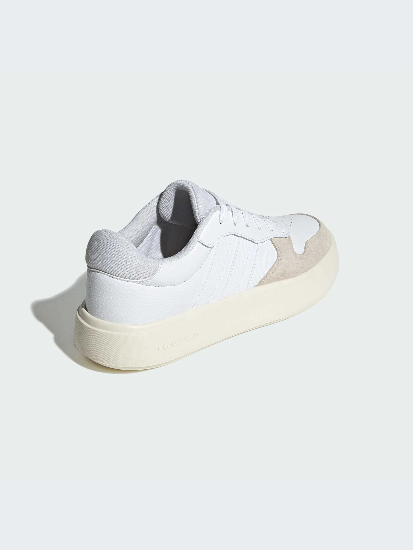 Кроссовки Adidas модель JR0027-KZ Кроссовки Adidas модель JR0027-KZ Фото