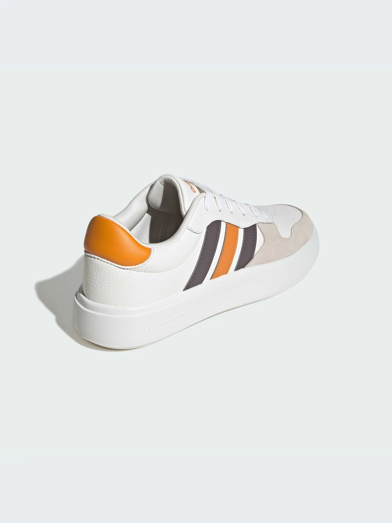 Кроссовки Adidas модель JR0026-KZ Кроссовки Adidas модель JR0026-KZ Фото