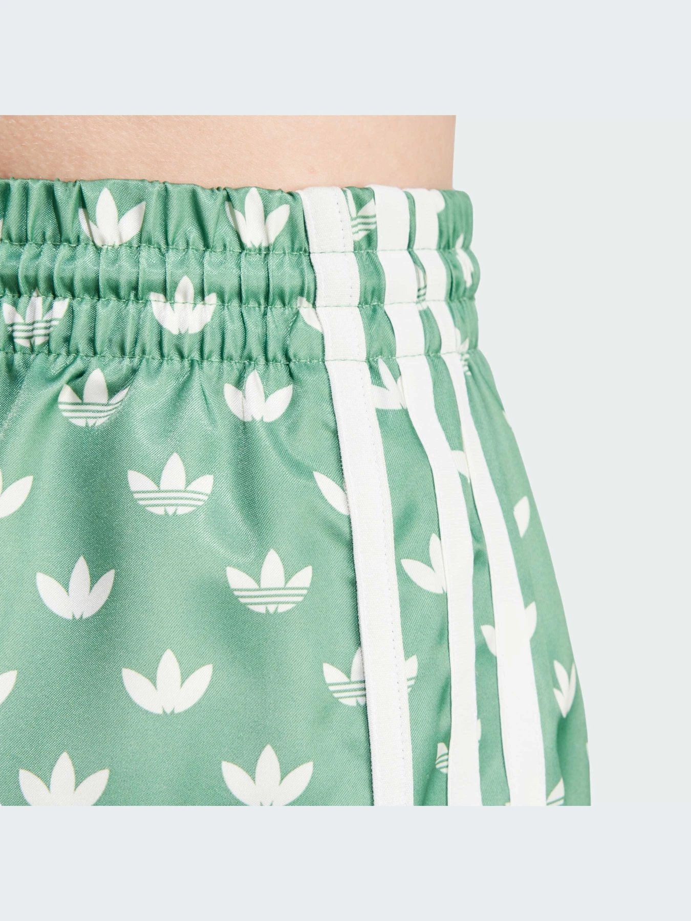 Шорты Adidas Graphics модель IX0931-KZ Шорты Adidas Graphics модель IX0931-KZ Фото