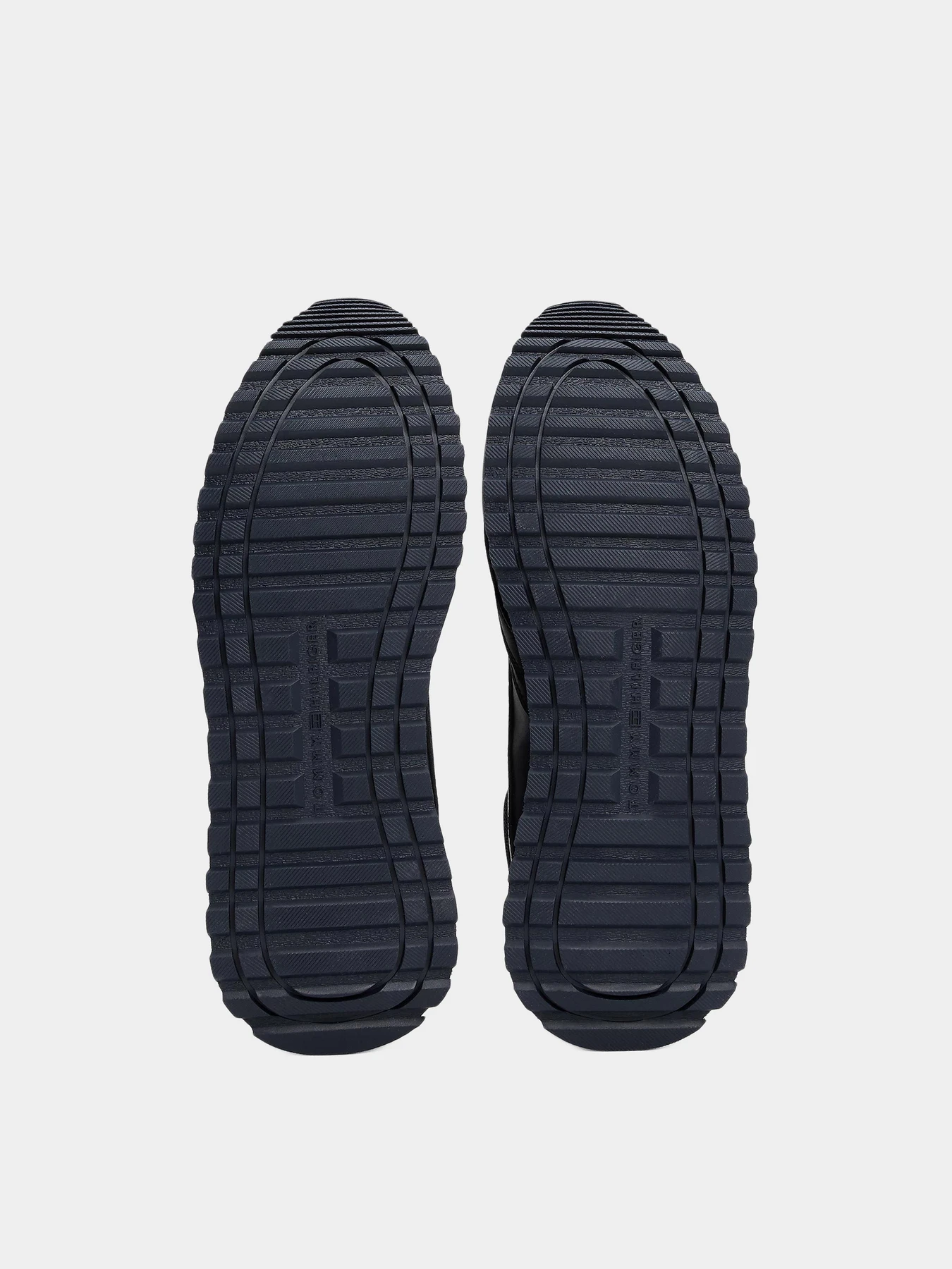 Кроссовки Tommy Hilfiger модель FM0FM05512-DW5 Кроссовки Tommy Hilfiger модель FM0FM05512-DW5 Фото