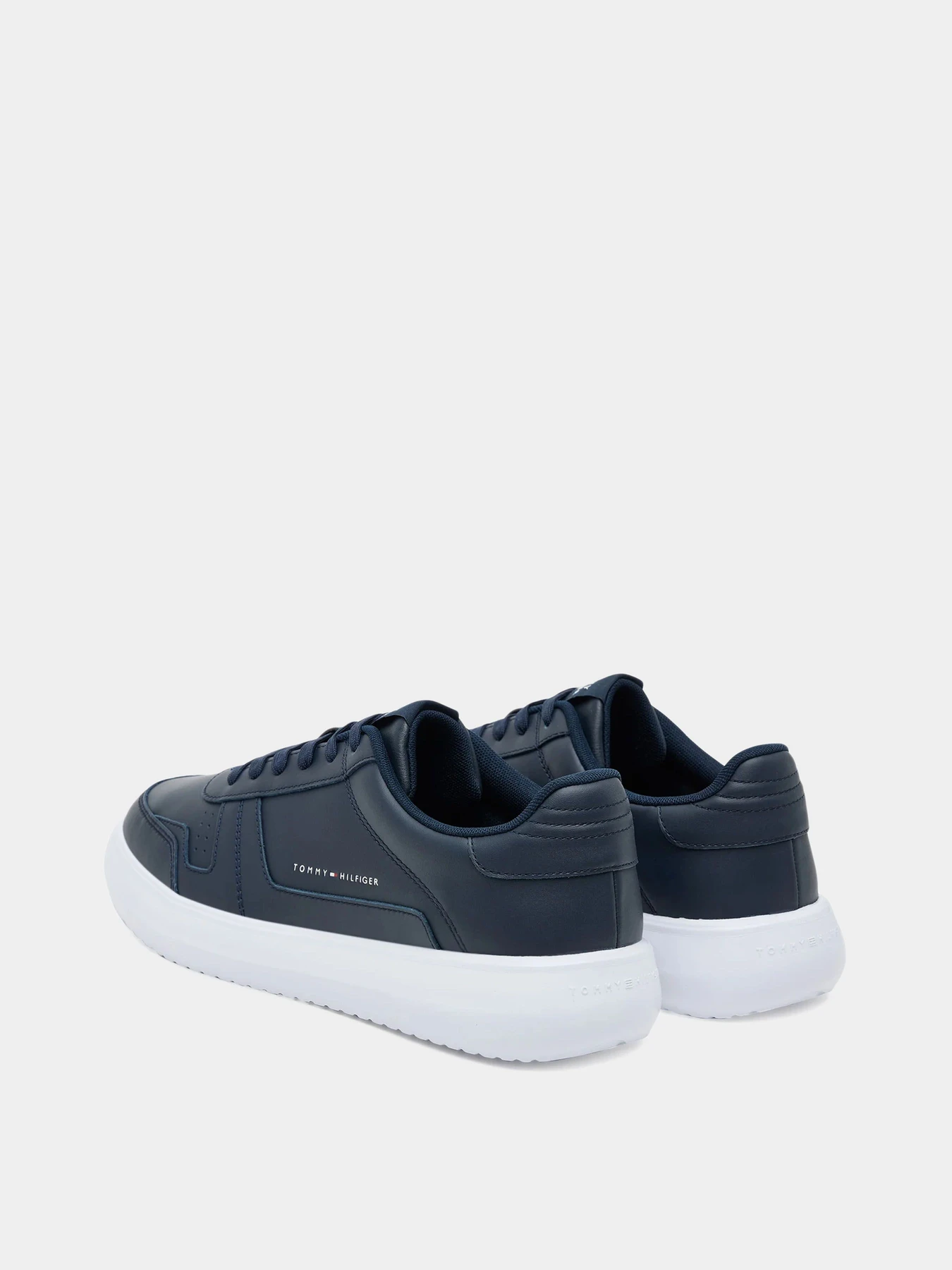 Кроссовки Tommy Hilfiger модель FM0FM05529-DW5 Кроссовки Tommy Hilfiger модель FM0FM05529-DW5 Фото