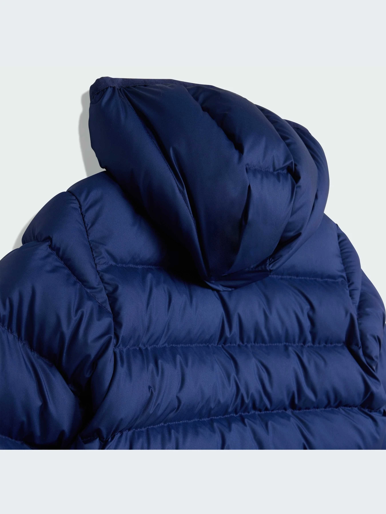Куртки и дубленки Adidas модель JL7392-KZ Куртки и дубленки Adidas модель JL7392-KZ Фото