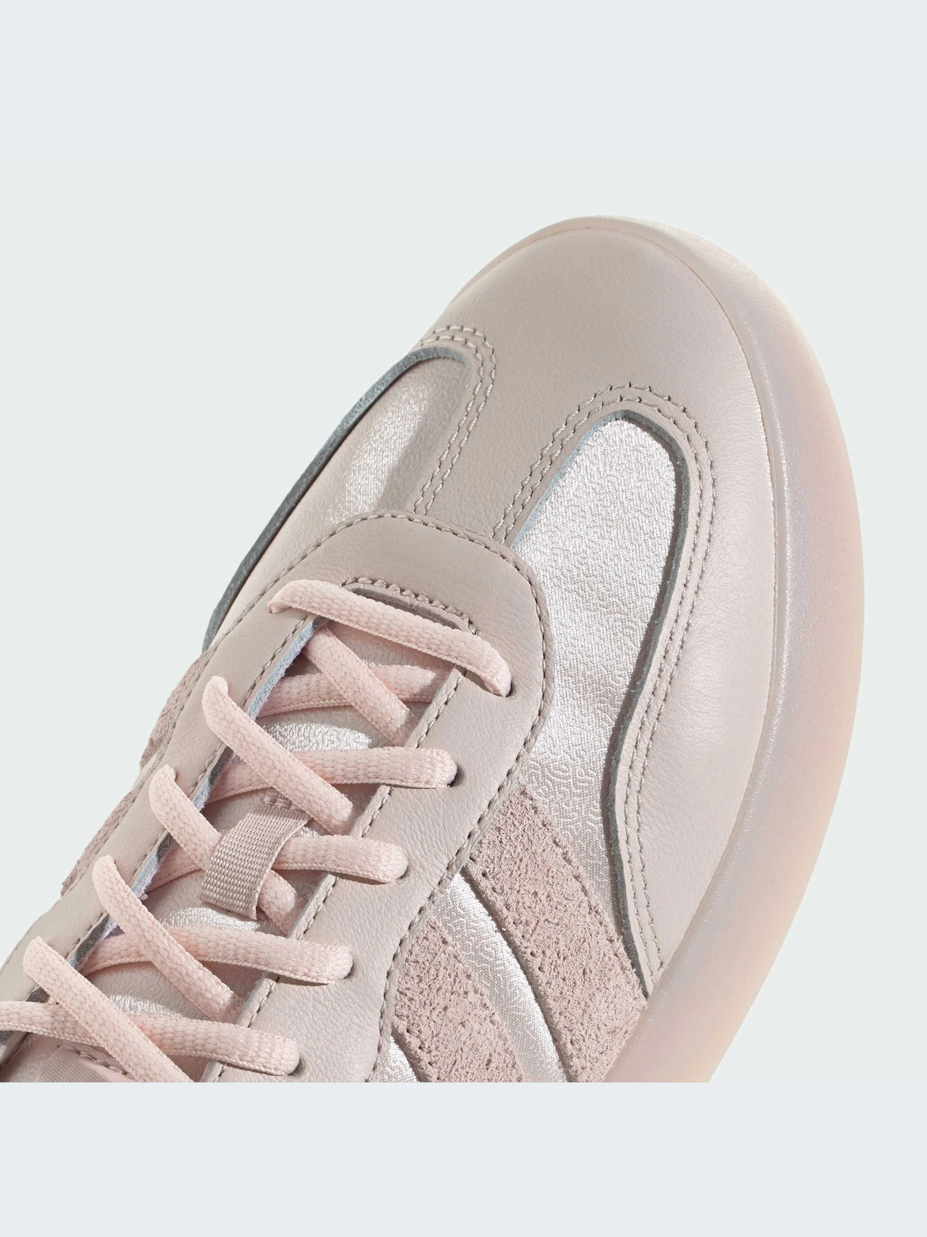 Кроссовки Adidas модель JR1222-KZ Кроссовки Adidas модель JR1222-KZ Фото
