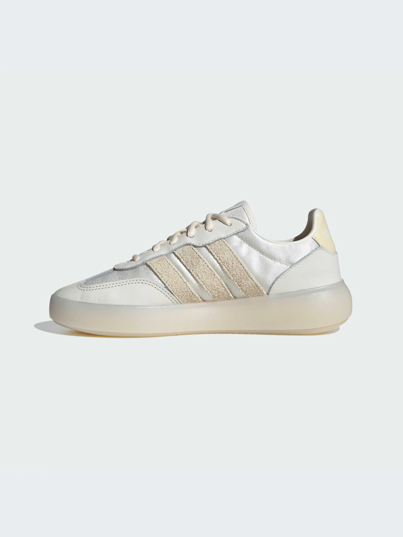Кроссовки Adidas модель JR1221-KZ Кроссовки Adidas модель JR1221-KZ Фото