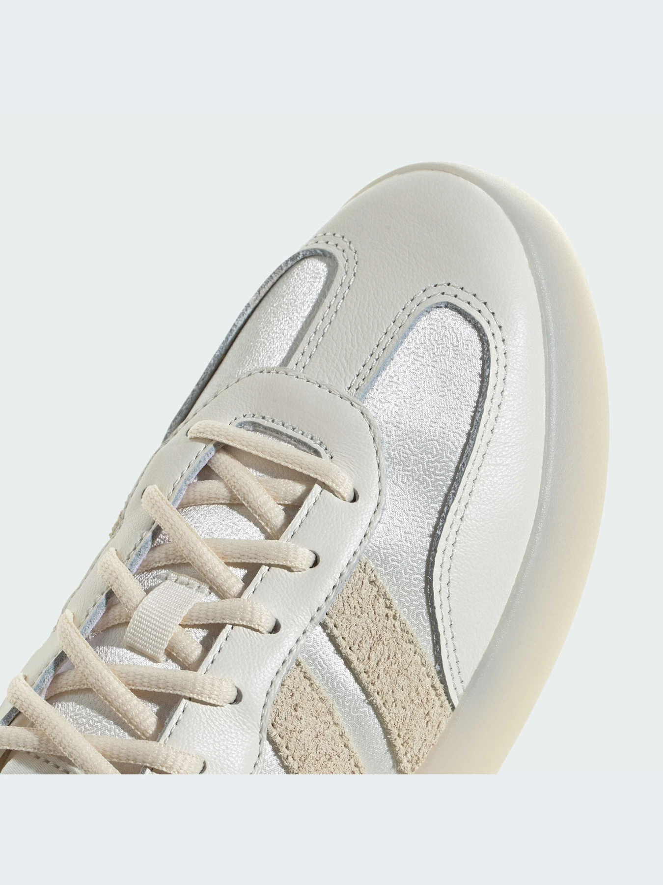Кроссовки Adidas модель JR1221-KZ Кроссовки Adidas модель JR1221-KZ Фото