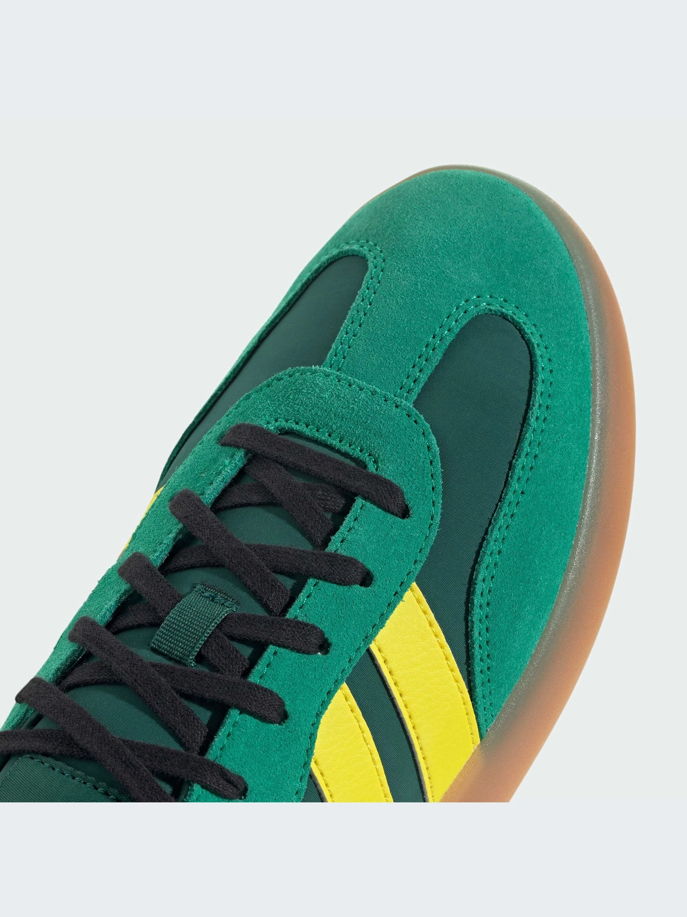 Кроссовки Adidas модель JR1224-KZ Кроссовки Adidas модель JR1224-KZ Фото