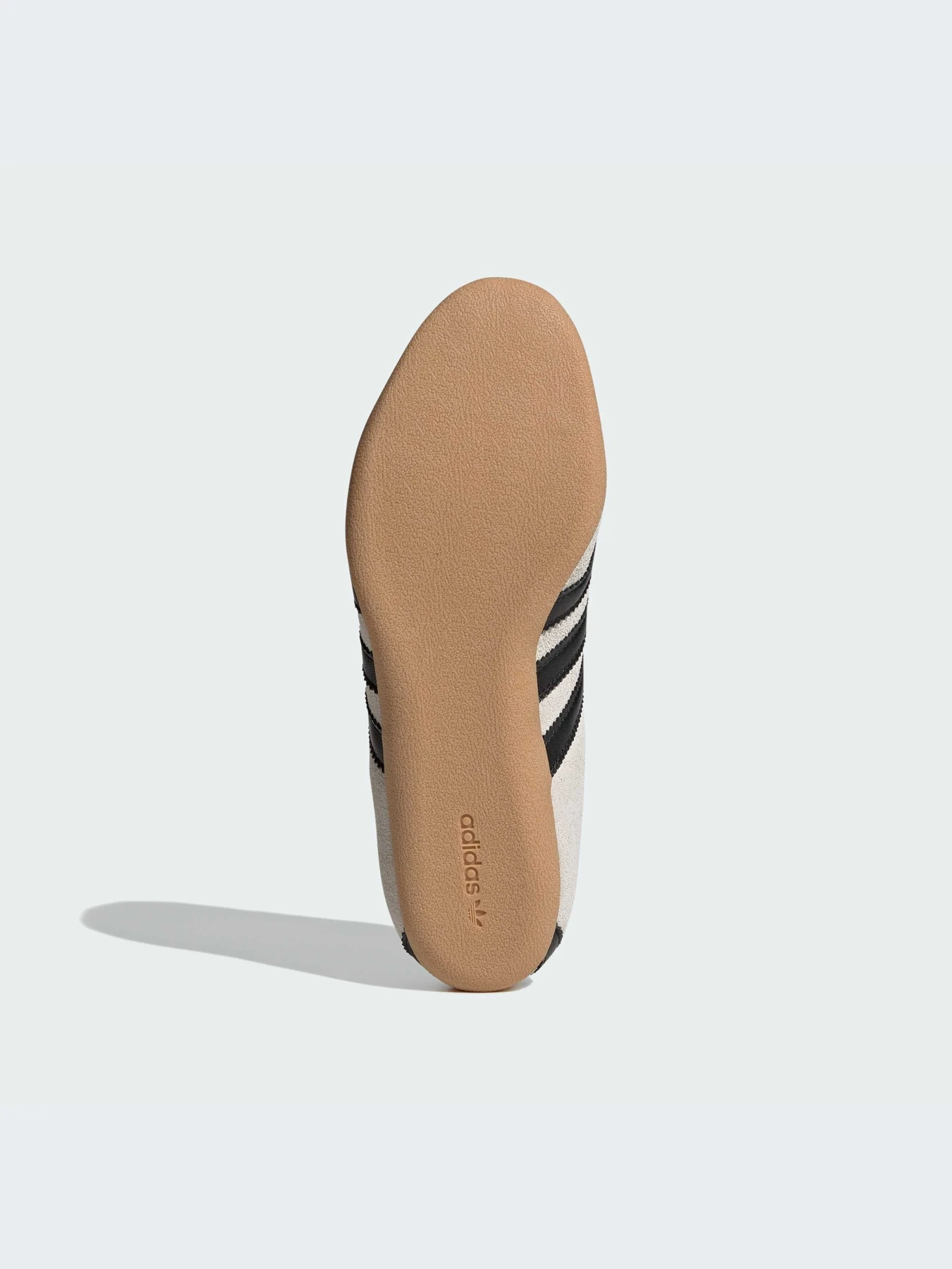 Кроссовки Adidas модель JI0182-KZ Кроссовки Adidas модель JI0182-KZ Фото