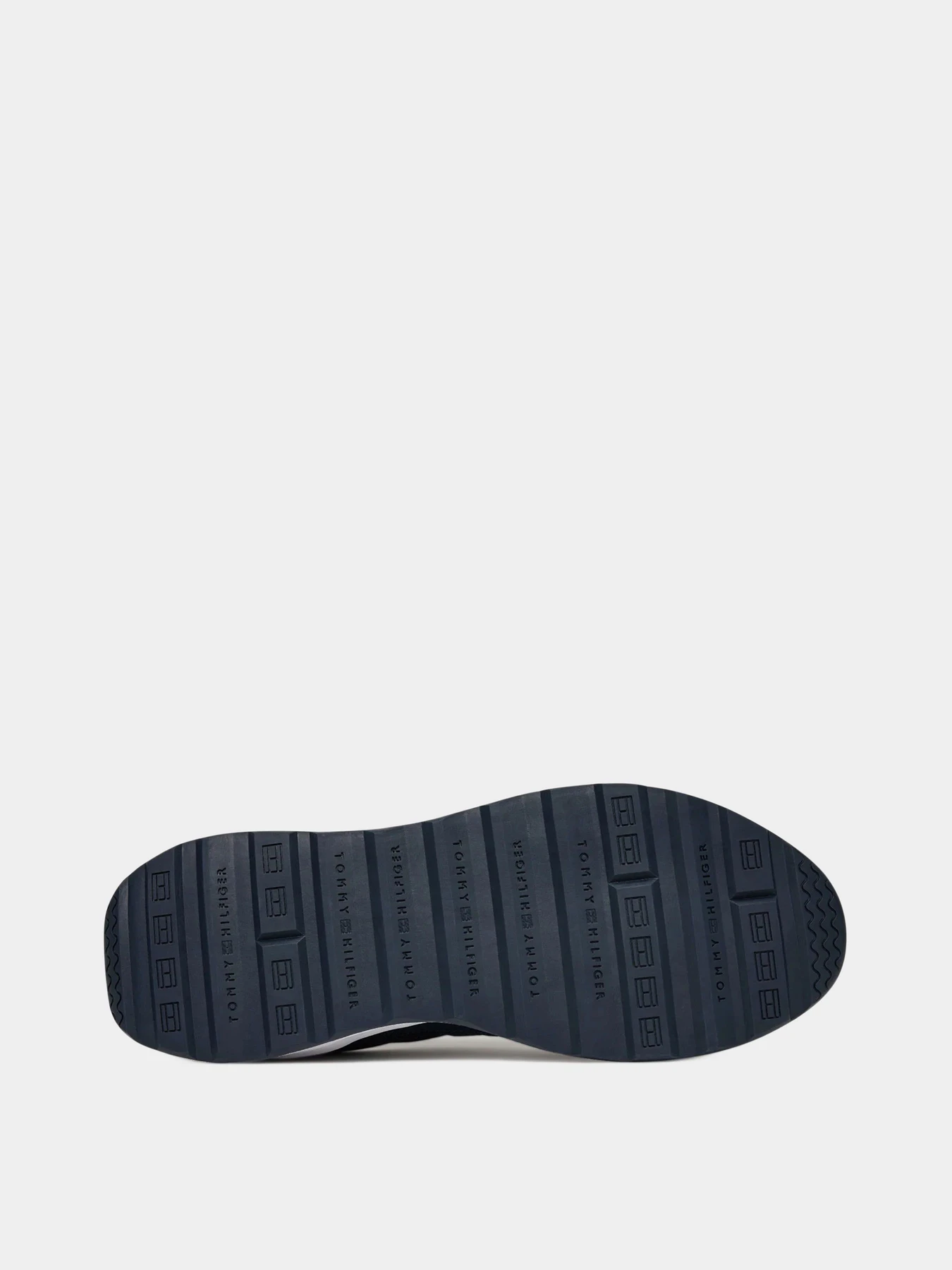 Кроссовки Tommy Hilfiger модель FM0FM05523-DW5 Кроссовки Tommy Hilfiger модель FM0FM05523-DW5 Фото