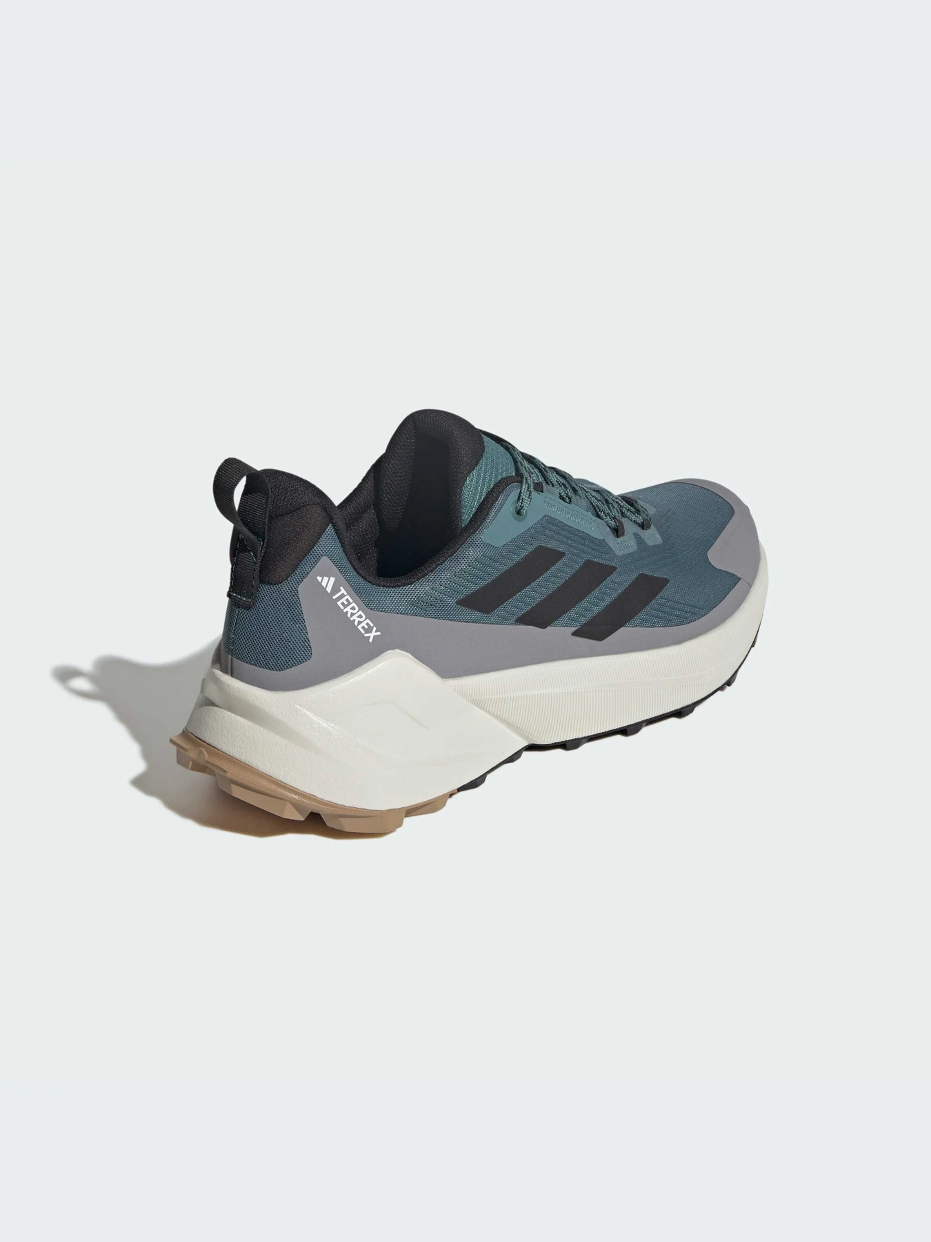 Кроссовки Adidas модель JQ9921-KZ Кроссовки Adidas модель JQ9921-KZ Фото