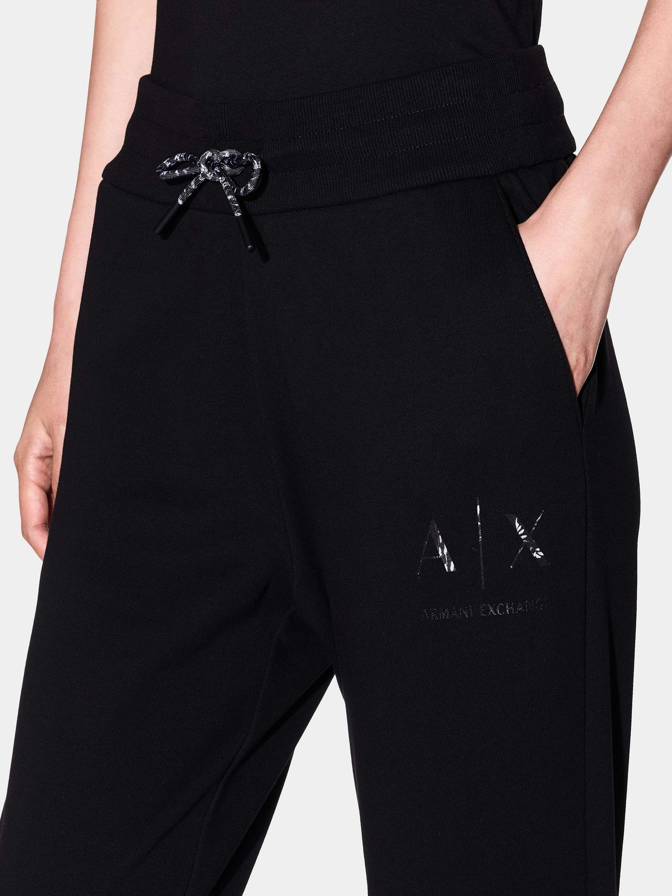 Брюки Armani Exchange модель XW000986-AF16114-UC001 Брюки Armani Exchange модель XW000986-AF16114-UC001 Фото