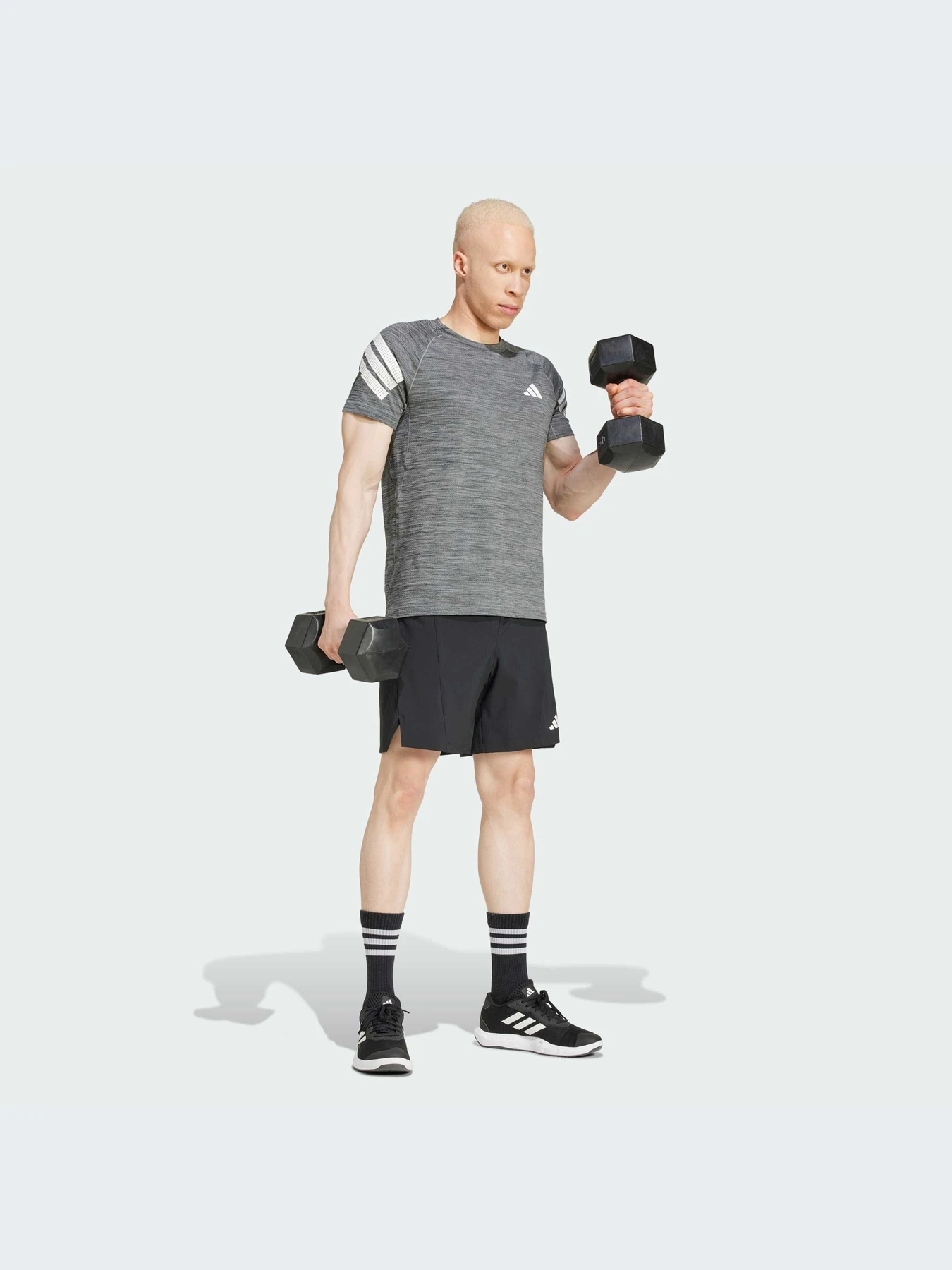 Футболки и поло Adidas модель JE5669-KZ Футболки и поло Adidas модель JE5669-KZ Фото