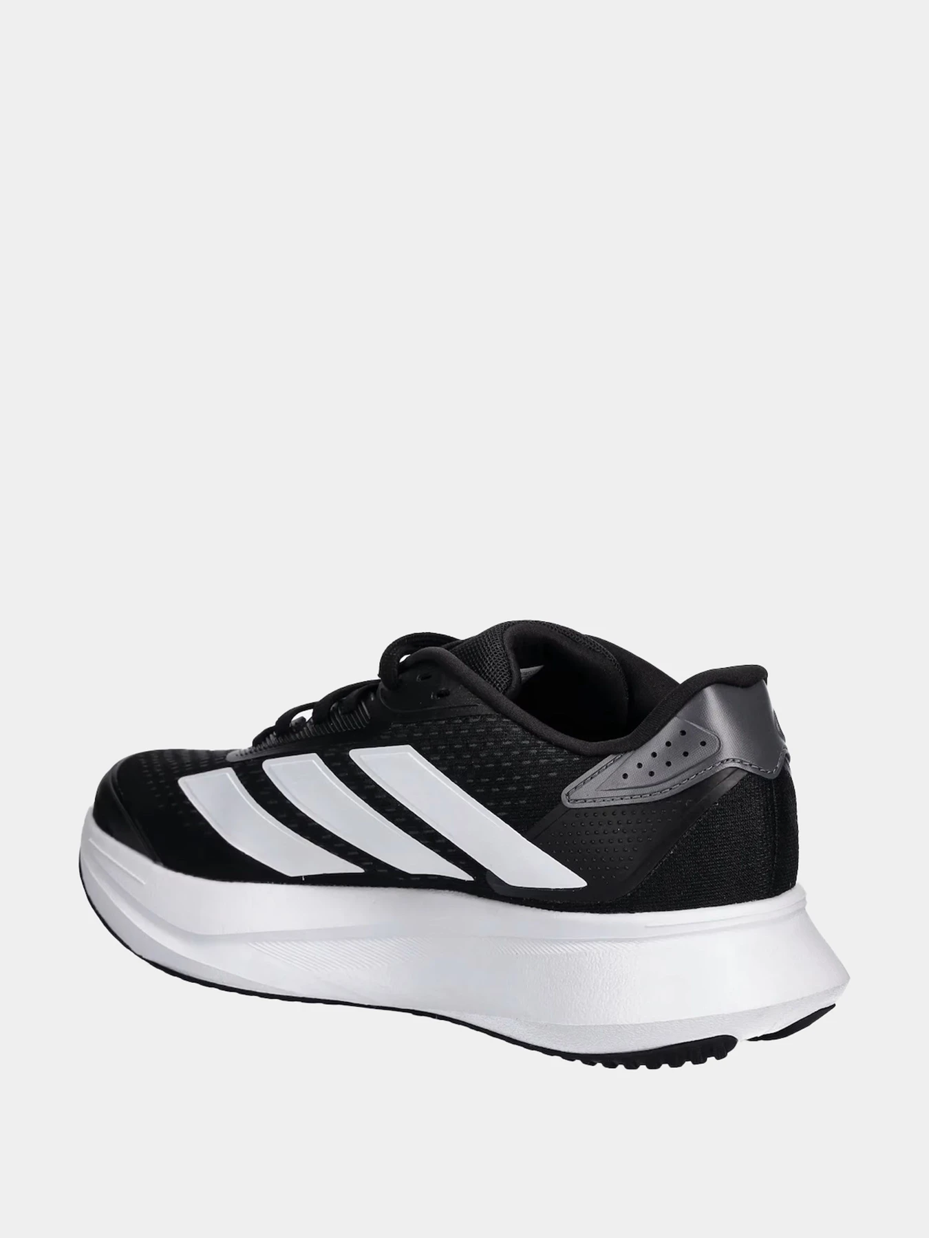 Кроссовки Adidas модель IH8218 Кроссовки Adidas модель IH8218 Фото