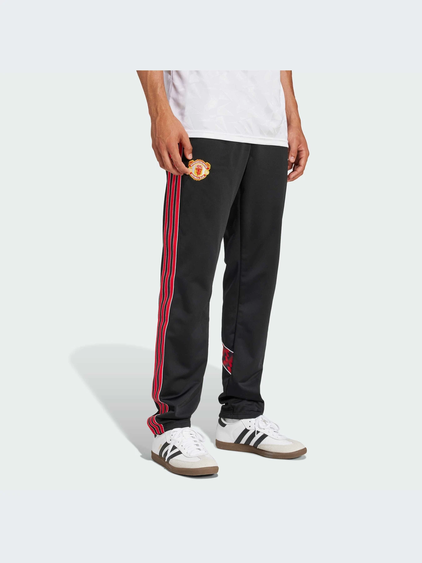 Брюки Adidas модель JF0378-KZ Брюки Adidas модель JF0378-KZ Фото