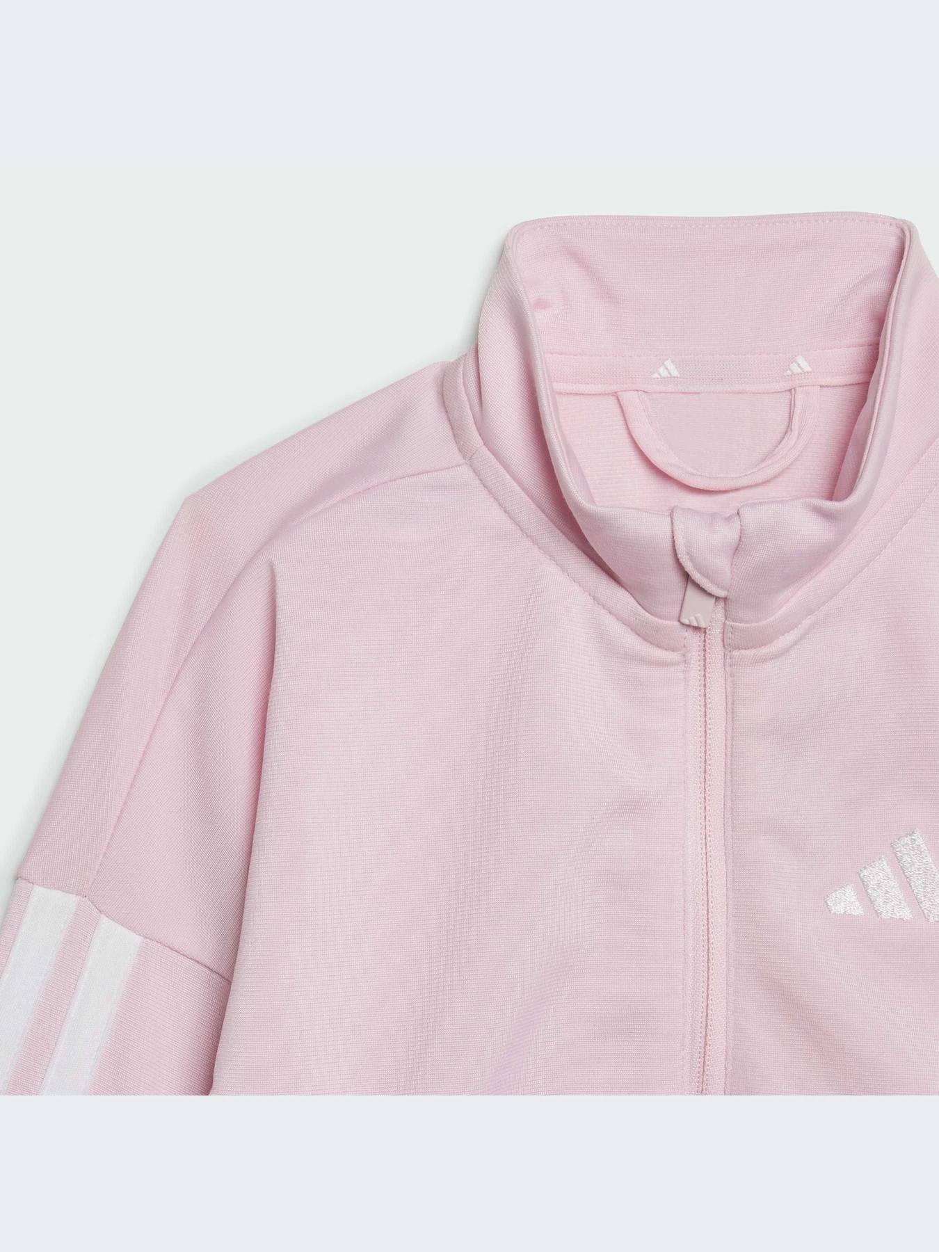 Костюмы Adidas модель JJ3537-KZ Костюмы Adidas модель JJ3537-KZ Фото