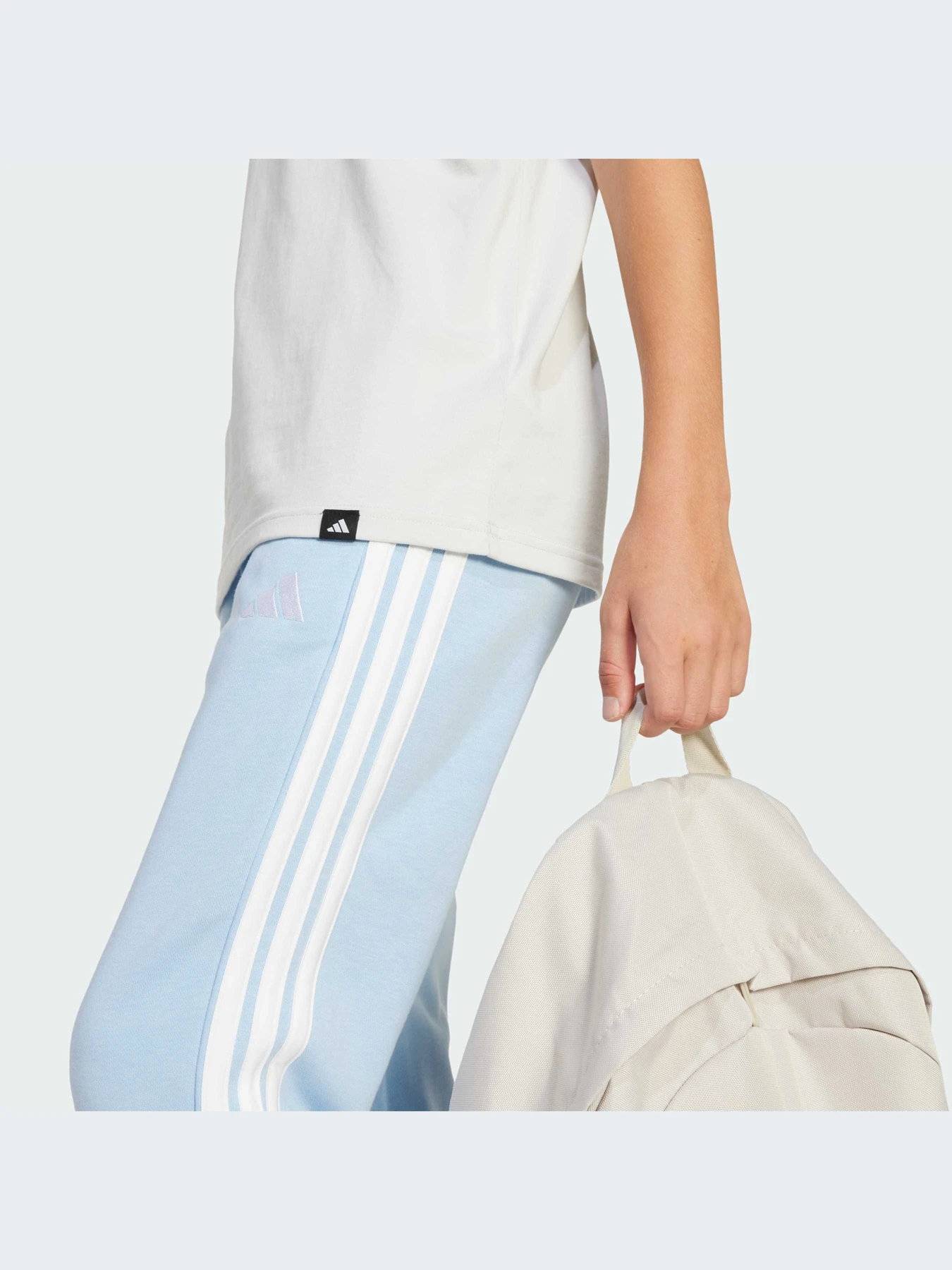 Футболки и поло Adidas модель JI6687-KZ Футболки и поло Adidas модель JI6687-KZ Фото