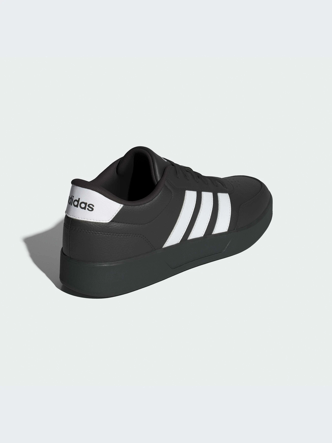 Кроссовки Adidas модель JQ5482-KZ Кроссовки Adidas модель JQ5482-KZ Фото