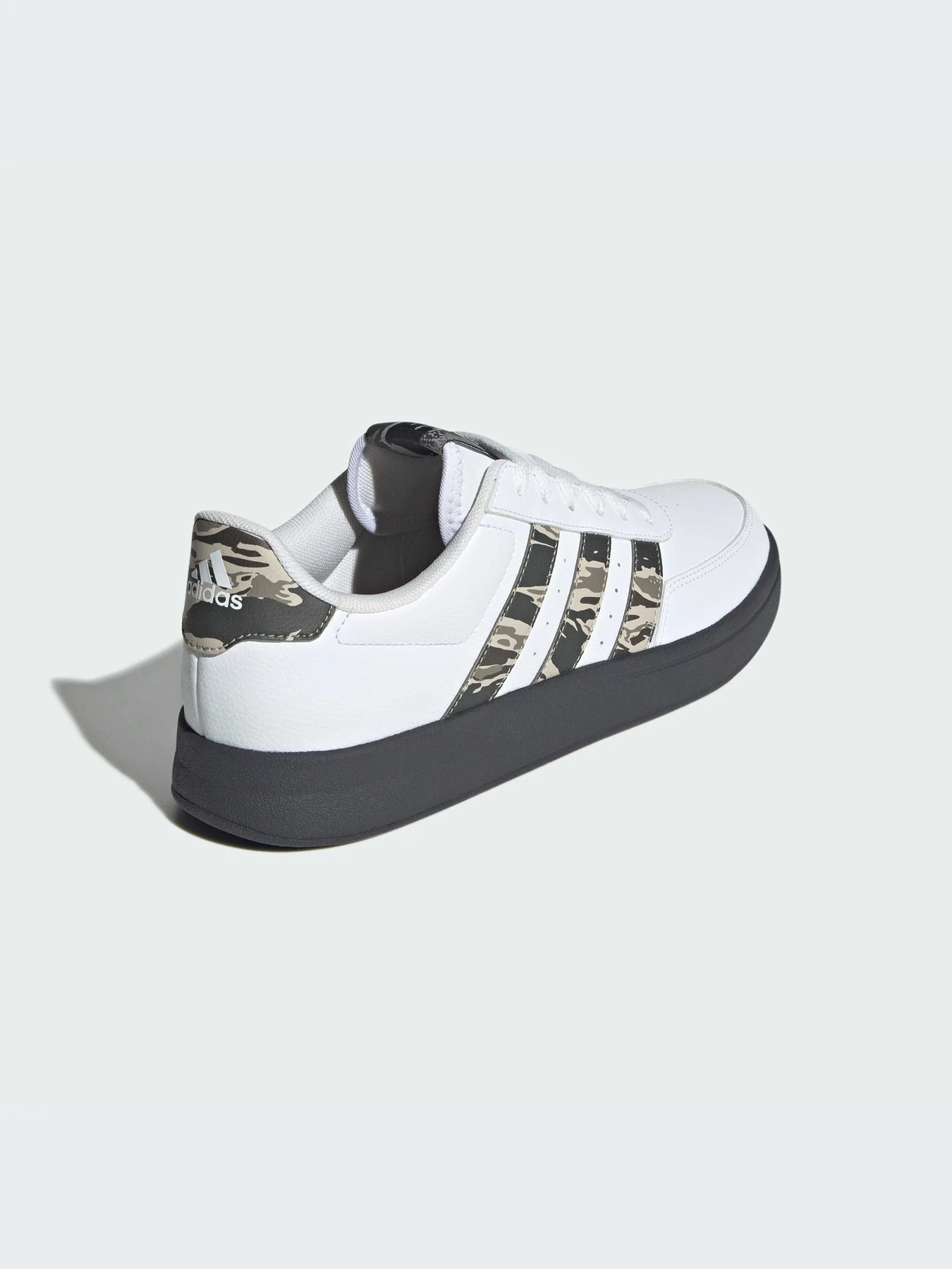 Кроссовки Adidas модель JI4858-KZ Кроссовки Adidas модель JI4858-KZ Фото
