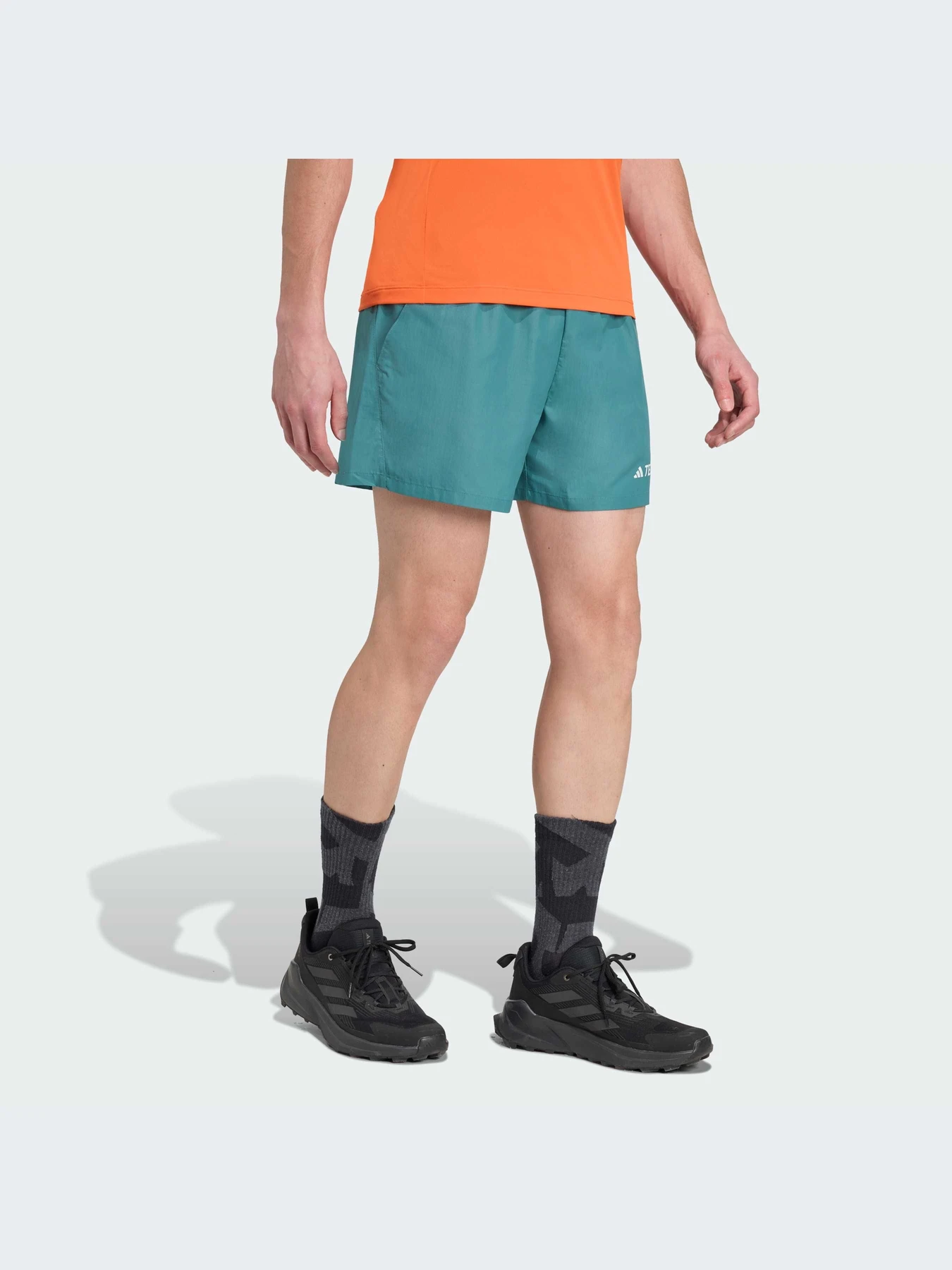 Шорты Adidas модель JL6192-KZ Шорты Adidas модель JL6192-KZ Фото