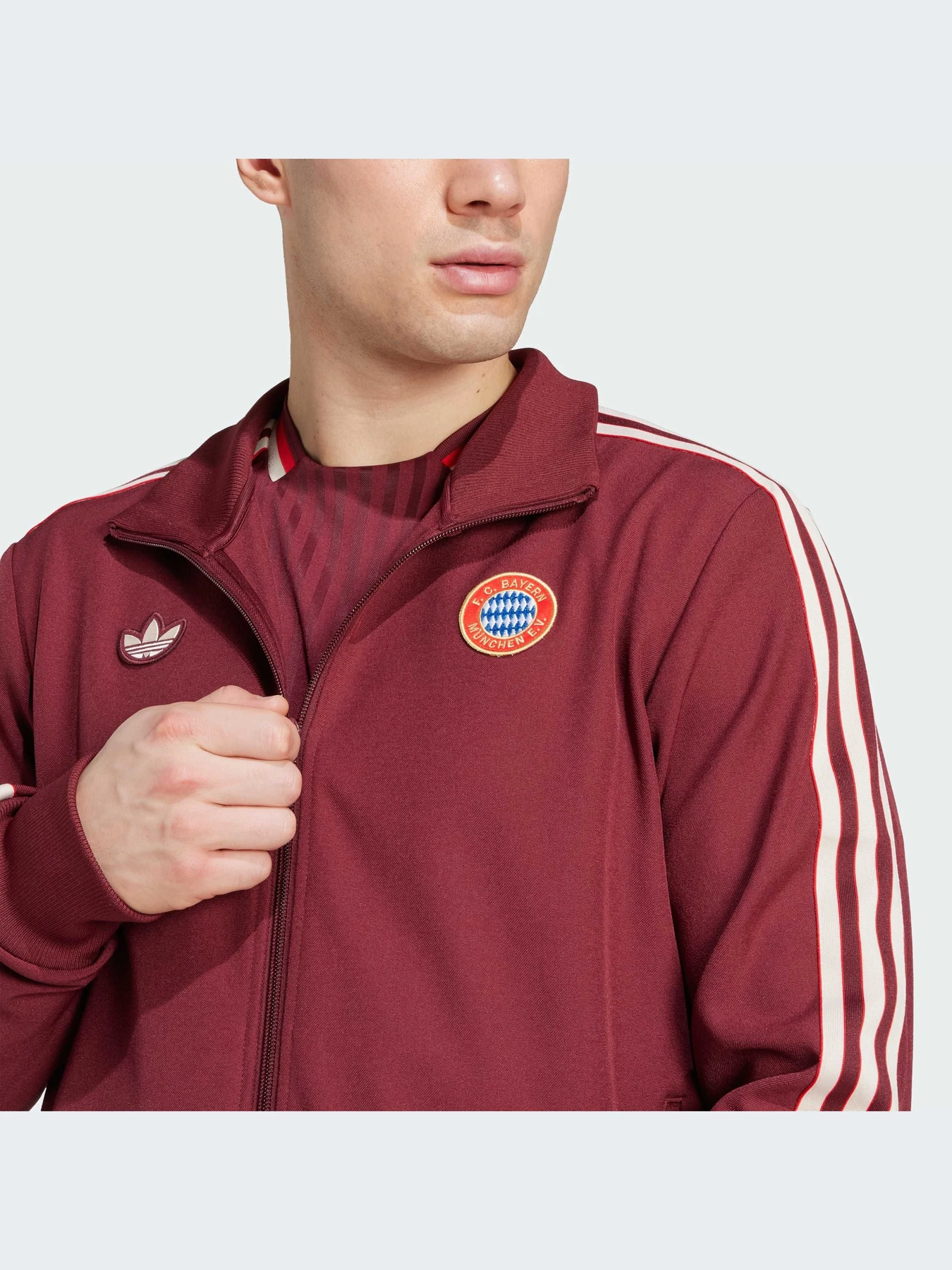 Худи и свитшоты Adidas модель JF0582-KZ Худи и свитшоты Adidas модель JF0582-KZ Фото