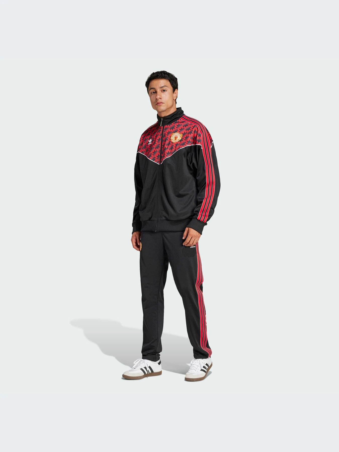 Худи и свитшоты Adidas модель JF0373-KZ Худи и свитшоты Adidas модель JF0373-KZ Фото