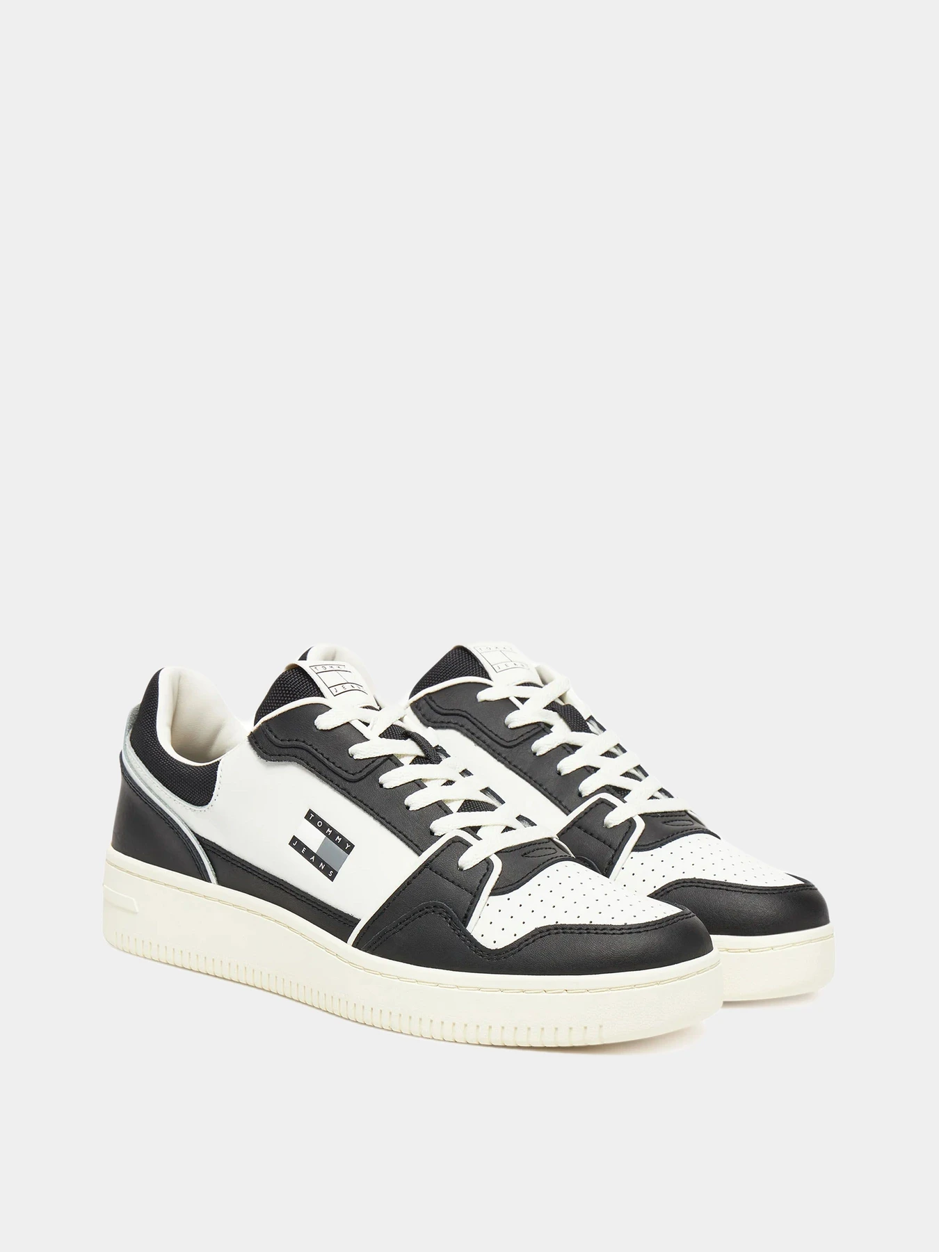 Кеды Tommy Hilfiger модель EM0EM01610-BDS Кеды Tommy Hilfiger модель EM0EM01610-BDS Фото