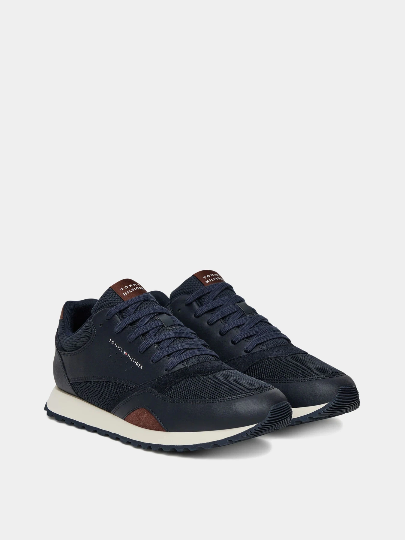 Кроссовки Tommy Hilfiger модель FM0FM05522-DW5 Кроссовки Tommy Hilfiger модель FM0FM05522-DW5 Фото