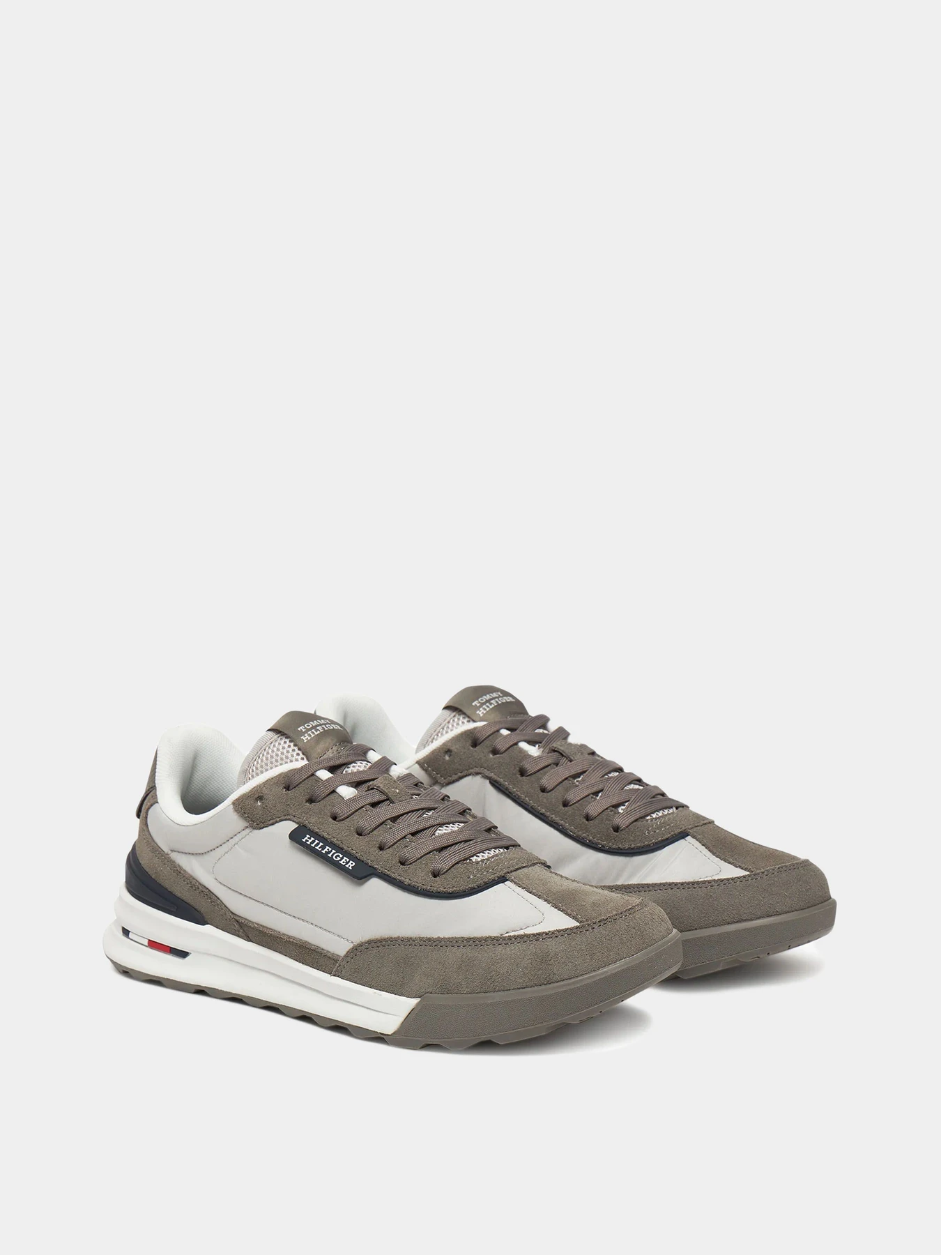 Кроссовки Tommy Hilfiger модель FM0FM05523-PQ8 Кроссовки Tommy Hilfiger модель FM0FM05523-PQ8 Фото