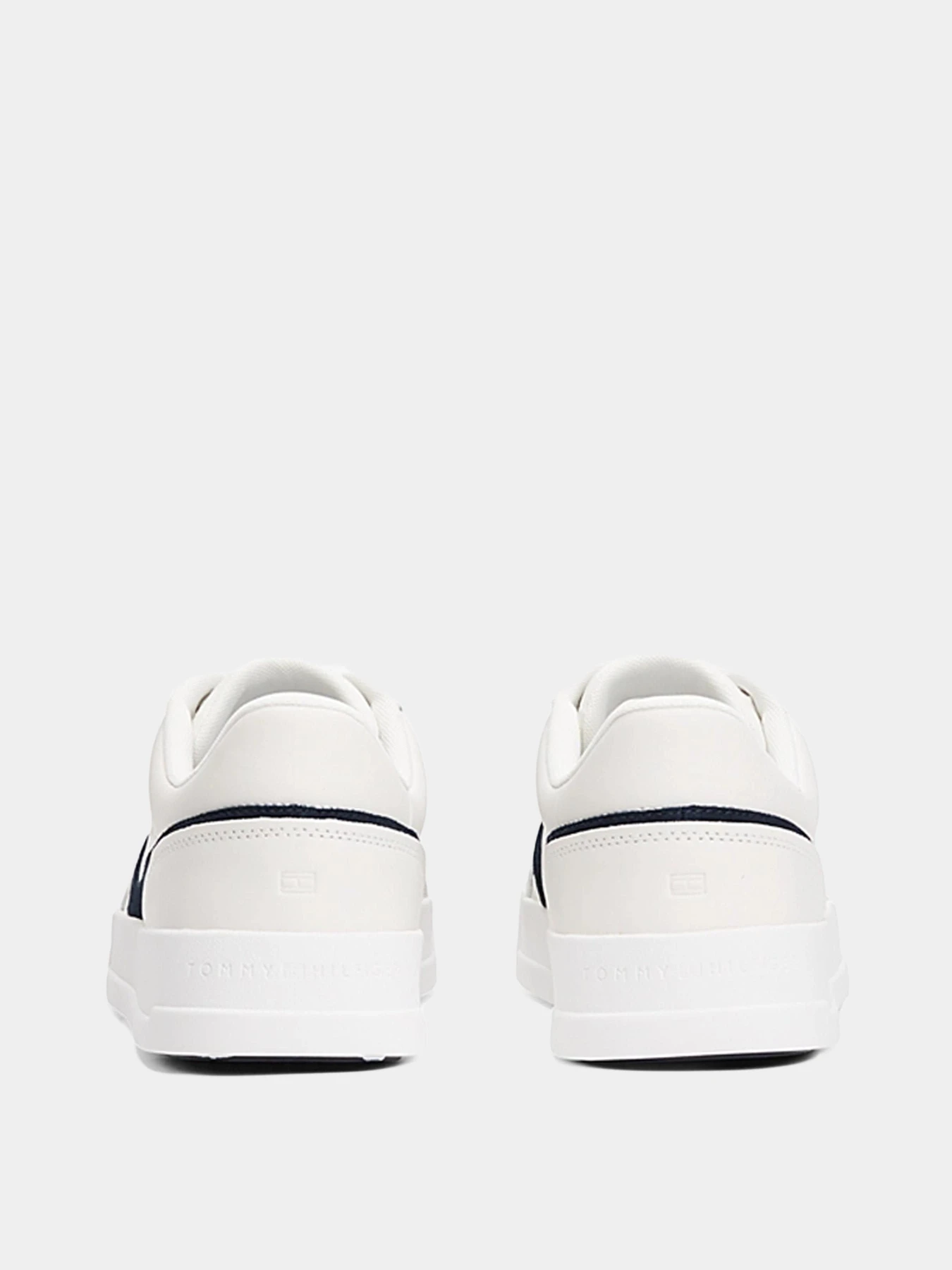 Кроссовки Tommy Hilfiger модель FM0FM05551-0K4 Кроссовки Tommy Hilfiger модель FM0FM05551-0K4 Фото