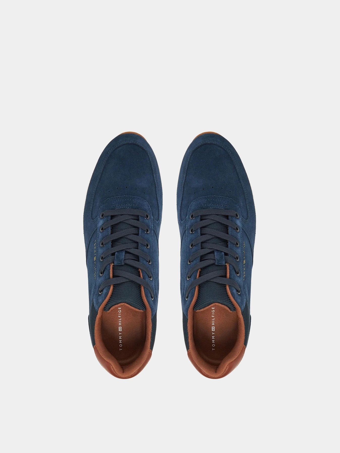 Кроссовки Tommy Hilfiger модель FM0FM05690-DW5 Кроссовки Tommy Hilfiger модель FM0FM05690-DW5 Фото