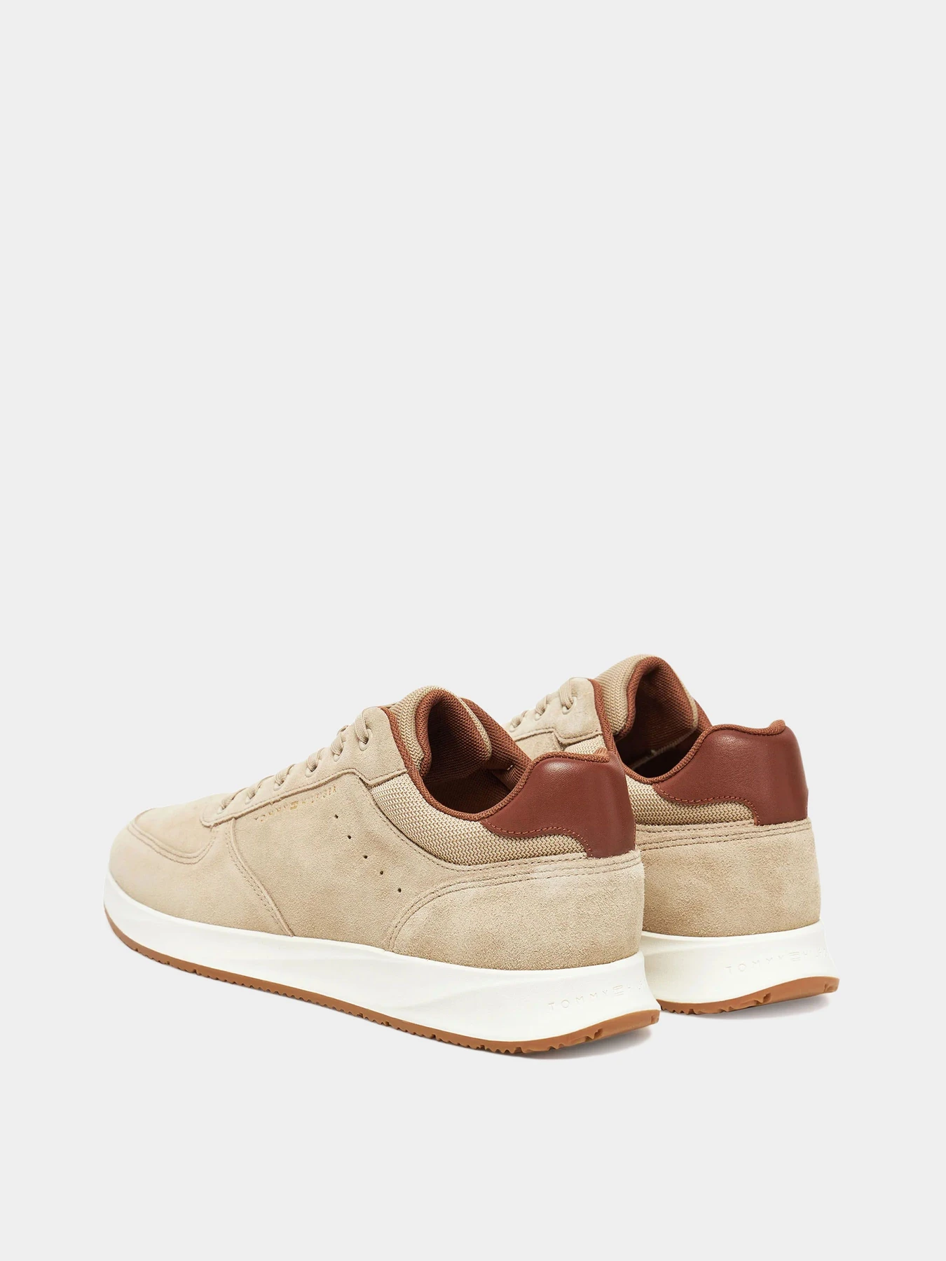 Кроссовки Tommy Hilfiger модель FM0FM05690-RBT Кроссовки Tommy Hilfiger модель FM0FM05690-RBT Фото